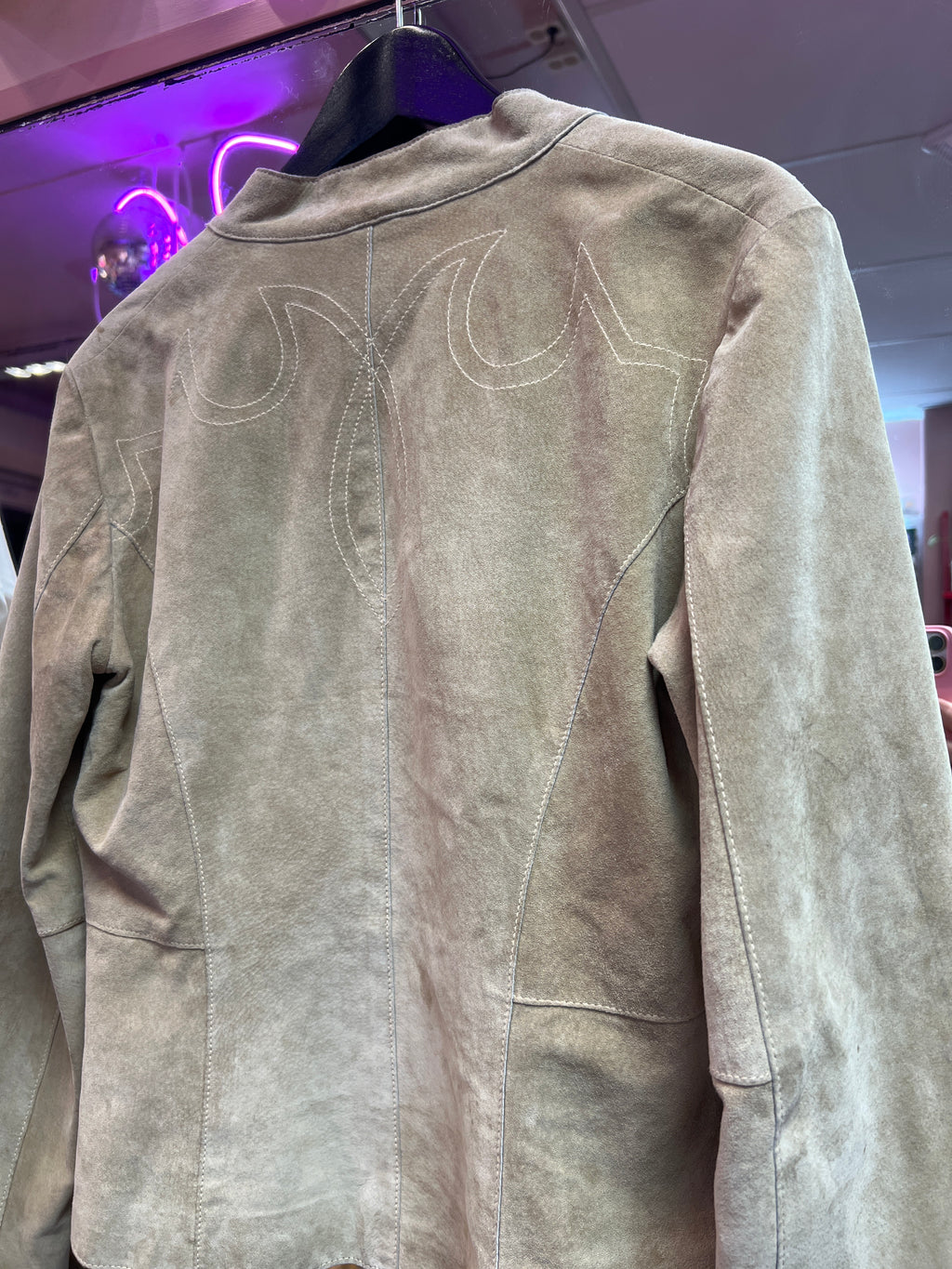 Fancy hint of cowboy vibes leather jacket