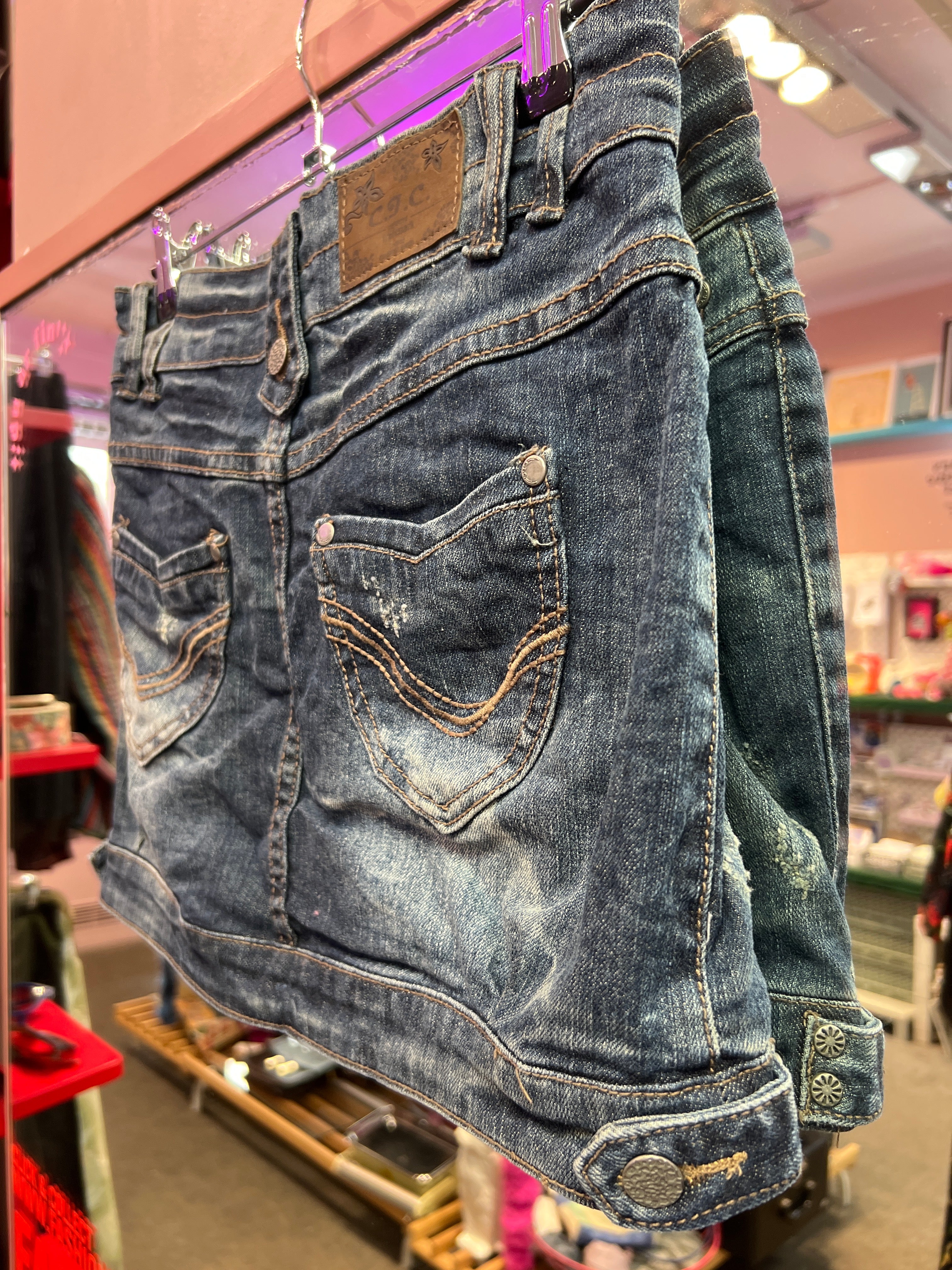 Crazy World mini skirt