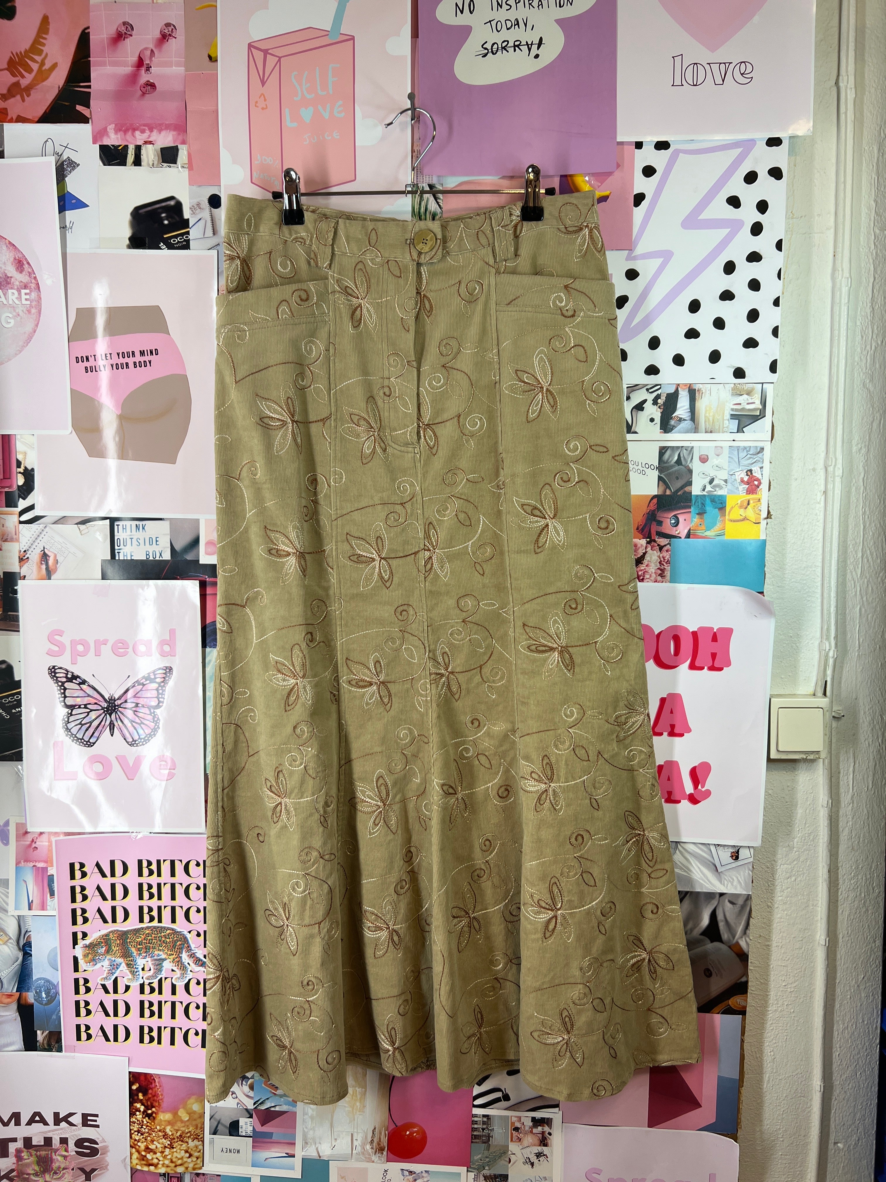 Fairy vibes corduroy skirt