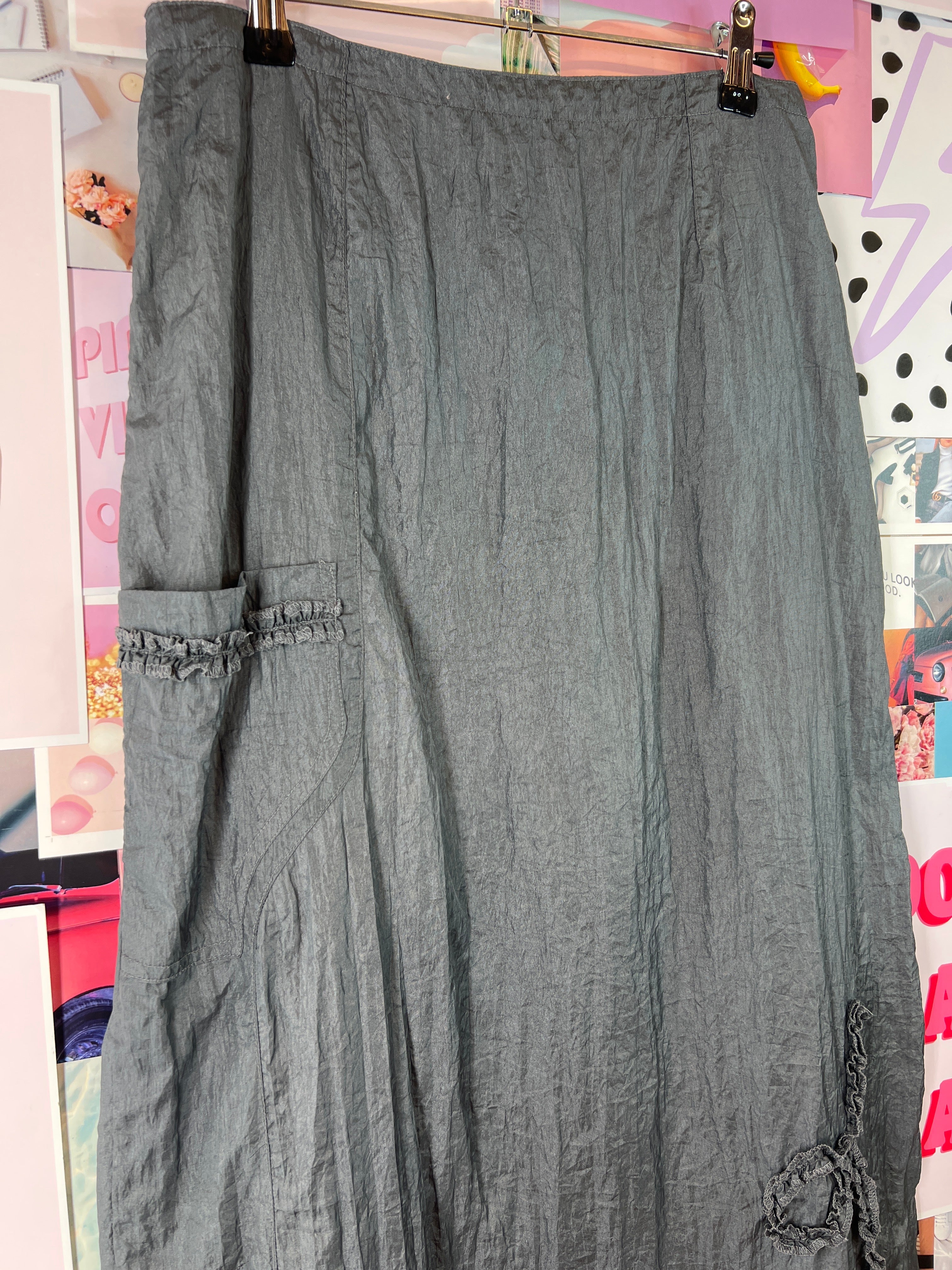 Thin grey y2k vibes skirt