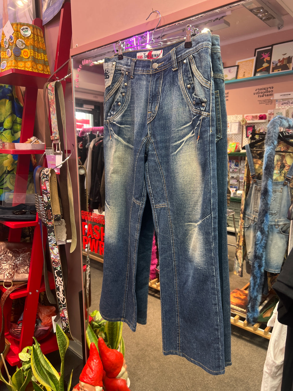 Y2K vibes pants