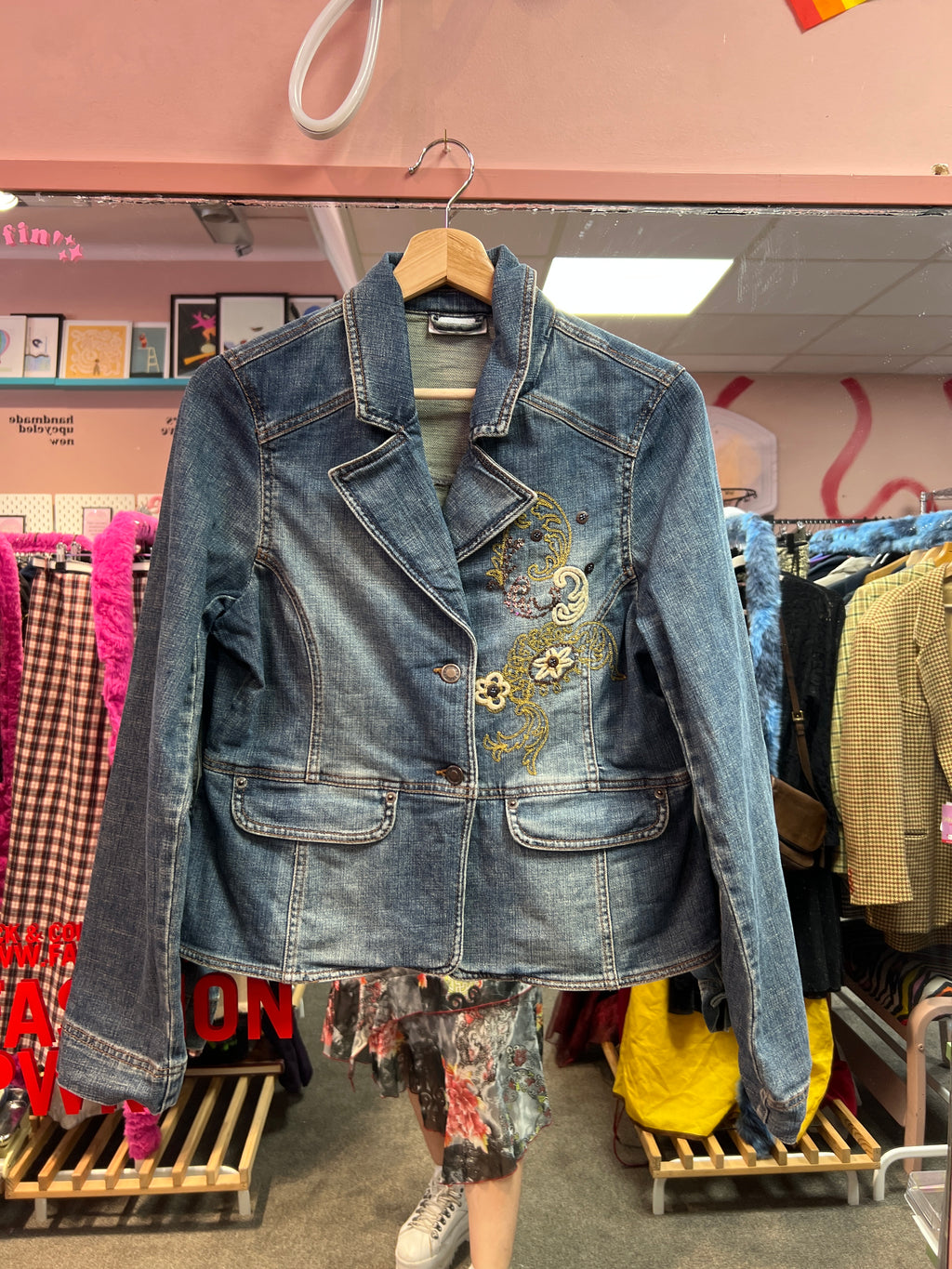 Embroidered Jeans jacket Comma