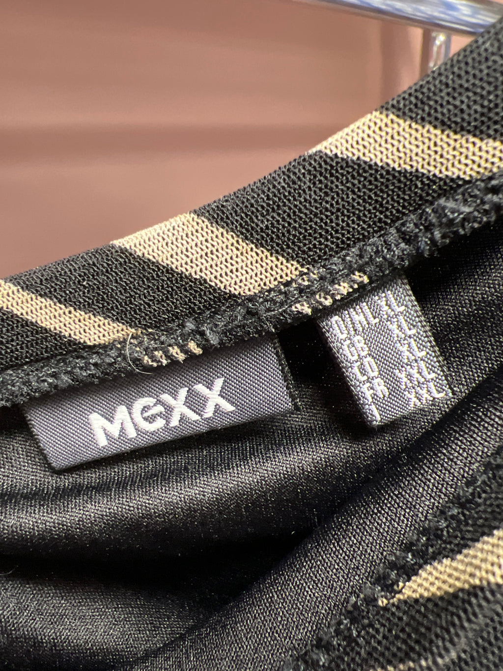 Mesh Mexx geometric skirt