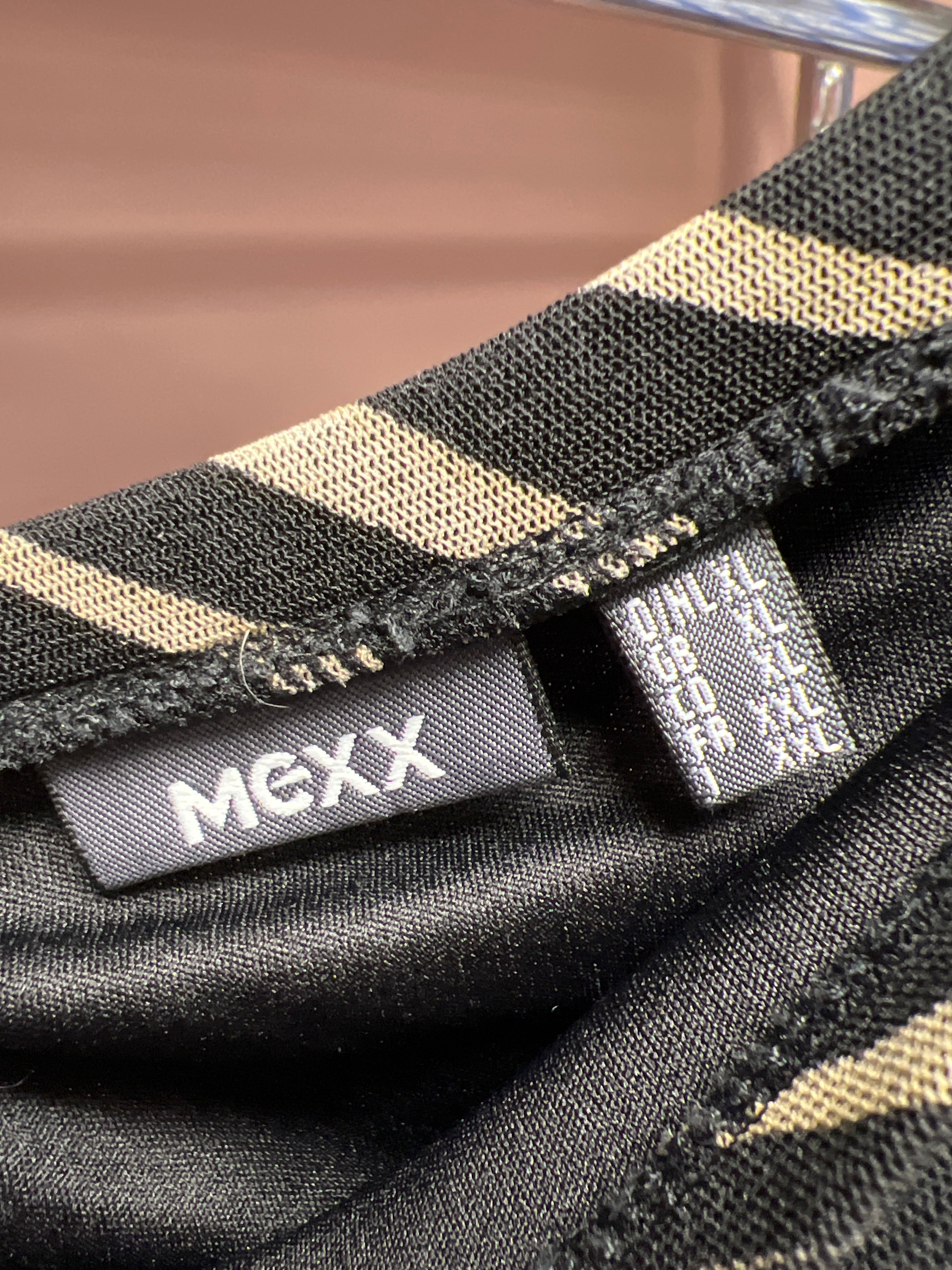 Mesh Mexx geometric skirt