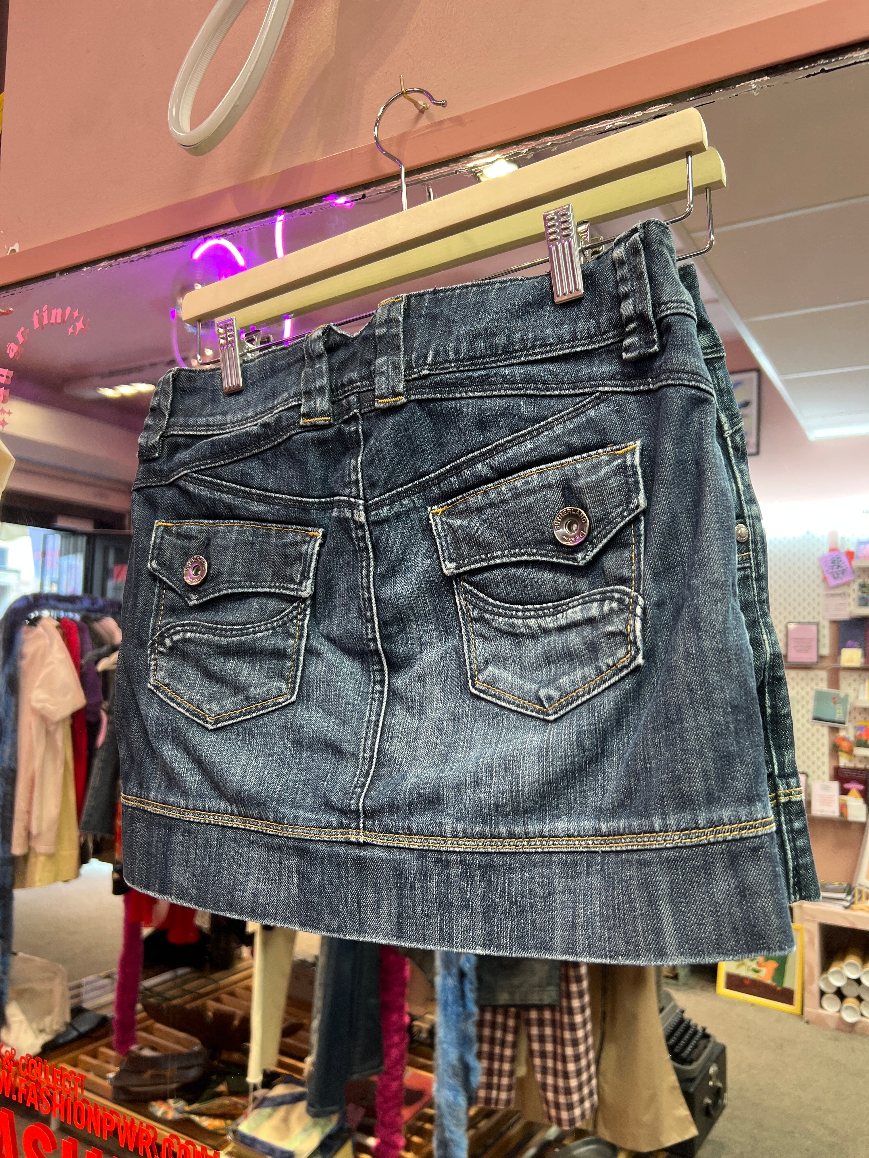 Sutherland mini skirt