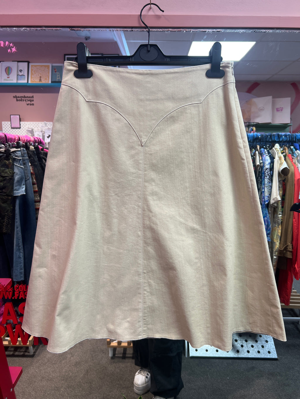 Facile beige skirt