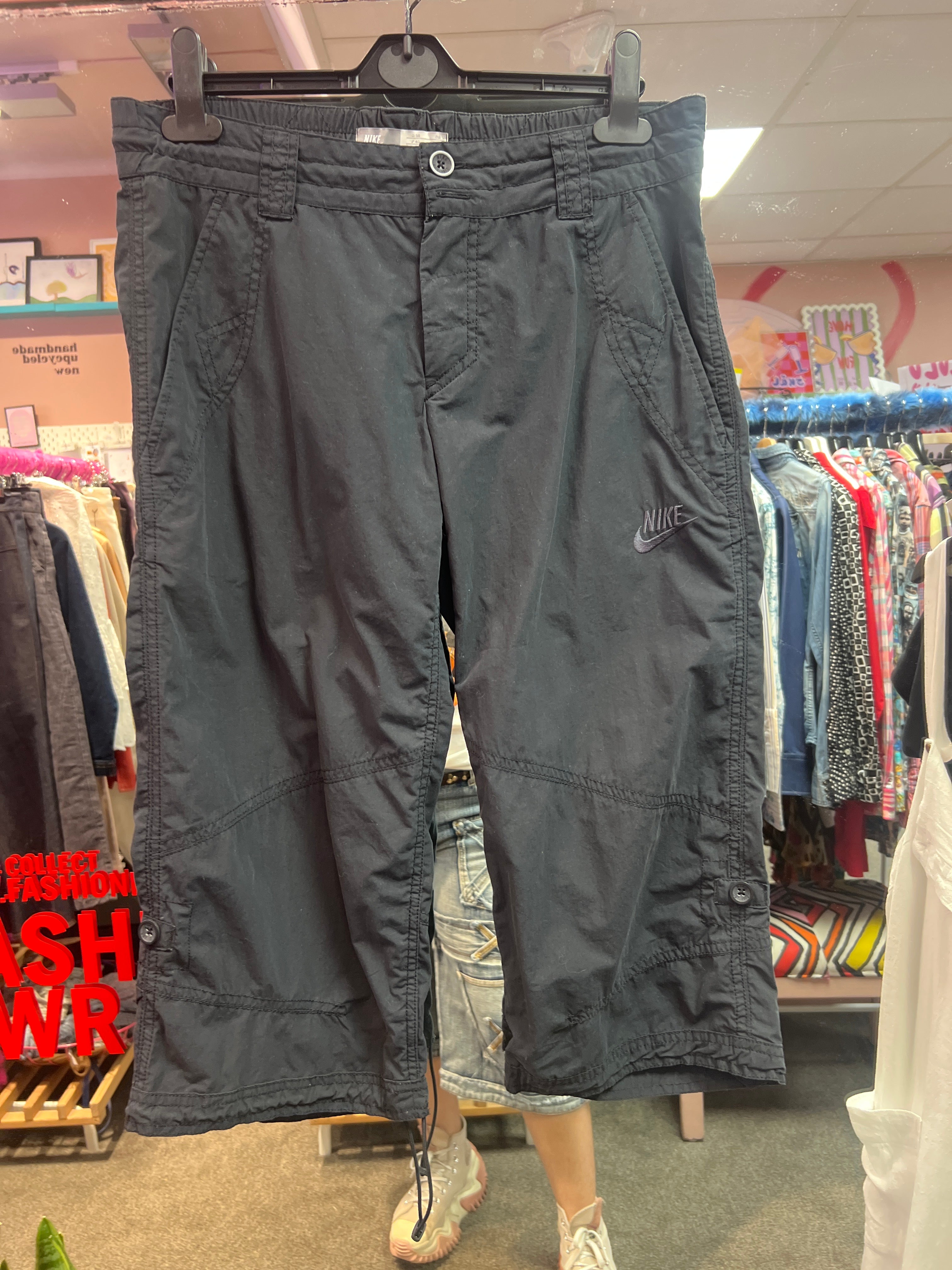 Nike cargo sporty pants