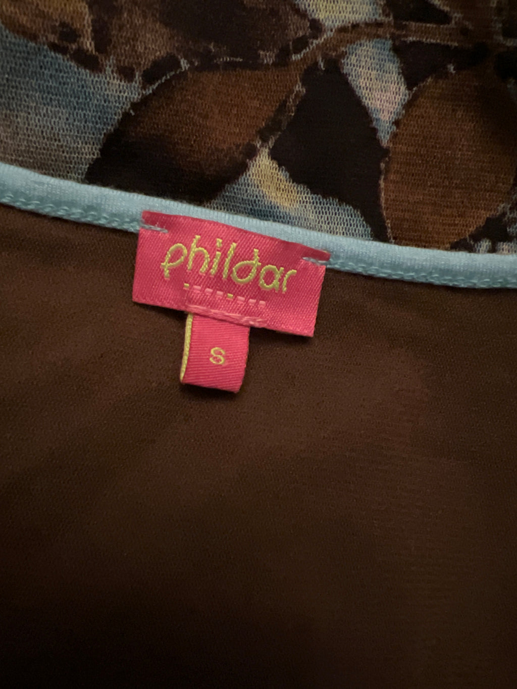 Brown and blue patterned y1k vibe Phildar
