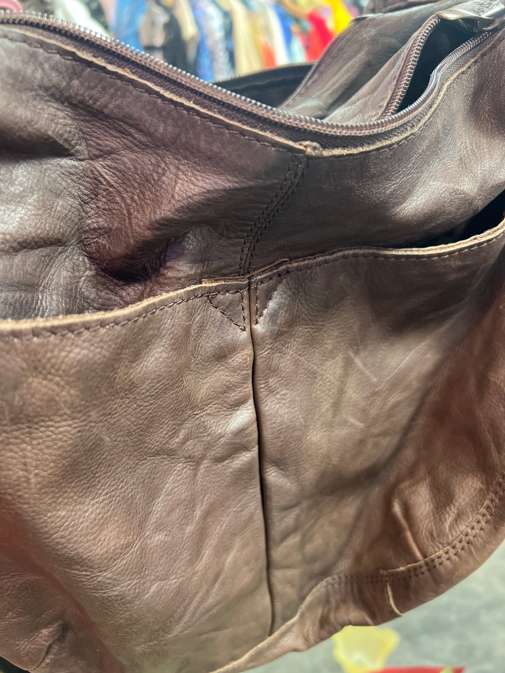 Crossbody brown bag with 2 front pockets