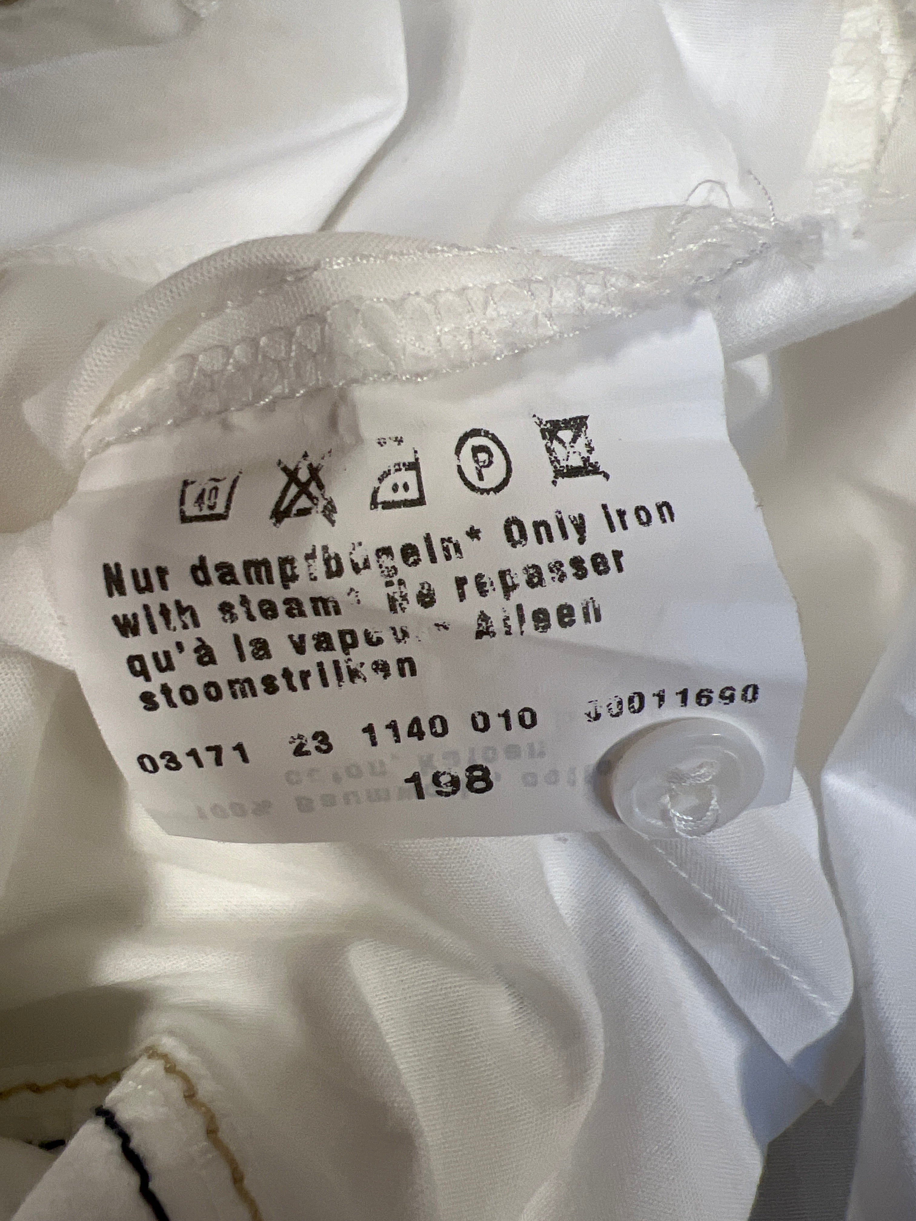 White shirt with cool details