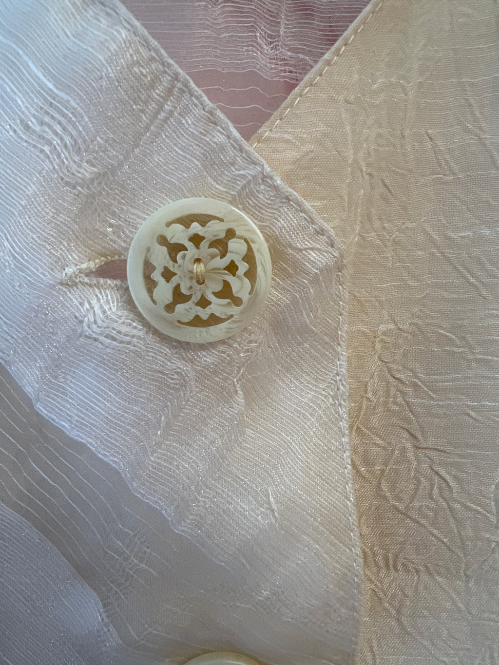 Modern barroco blouse