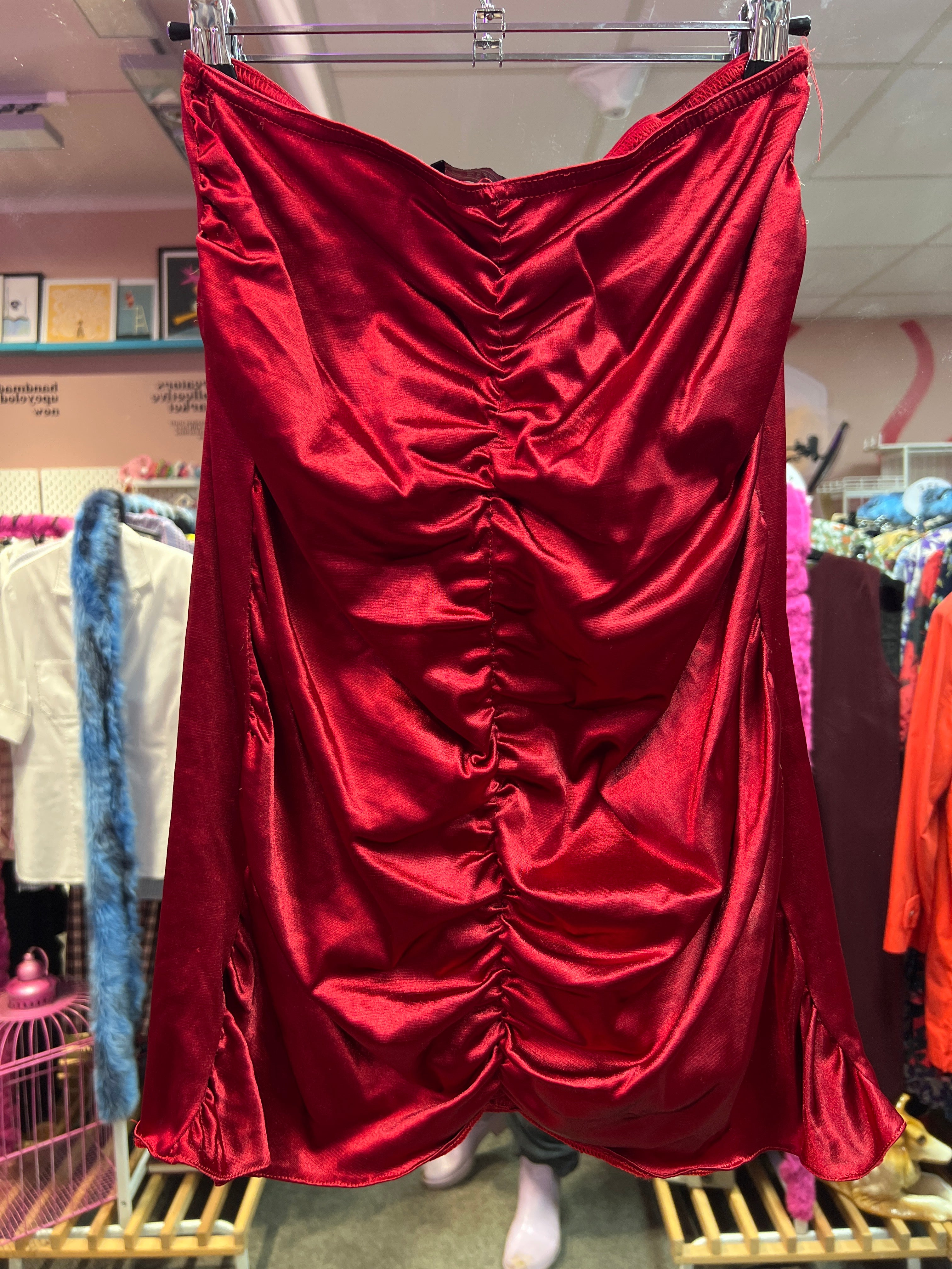 Vampire party red wine top Belle Paris