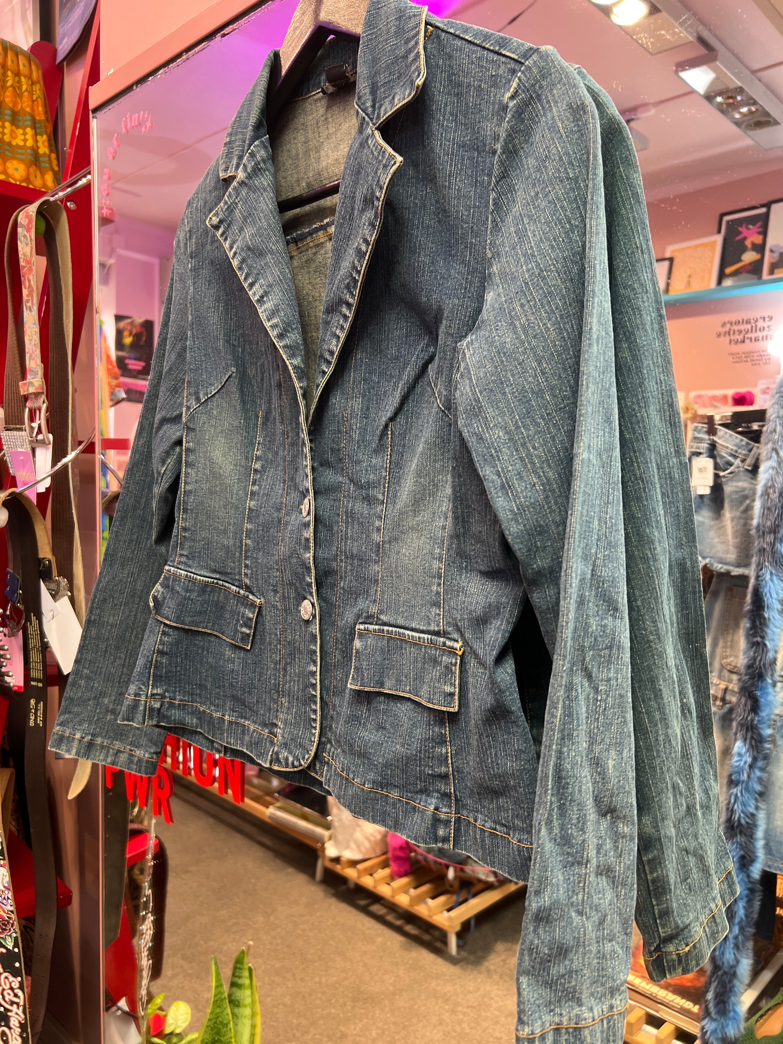 Jacket cruise Australia