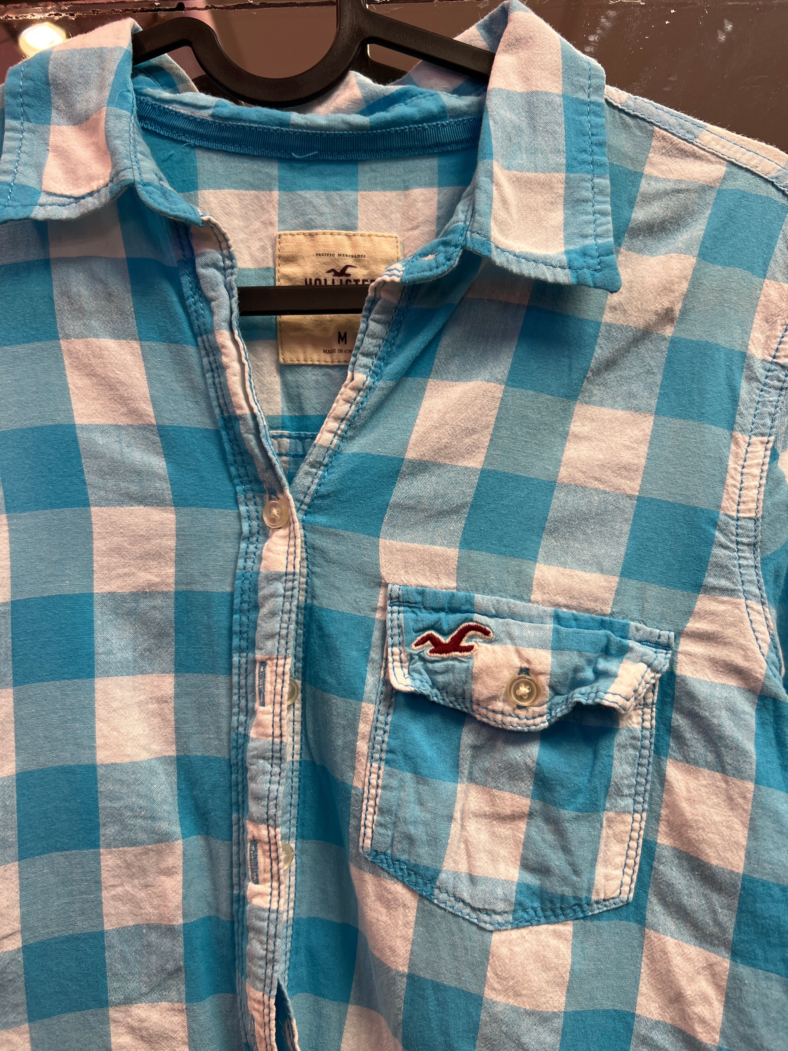 Hollister shirt