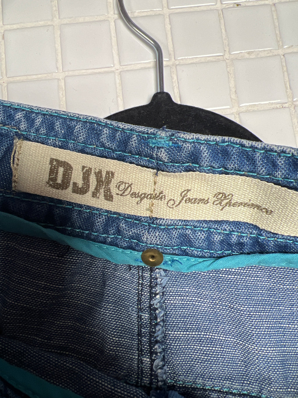 Side pocket DJK skirt