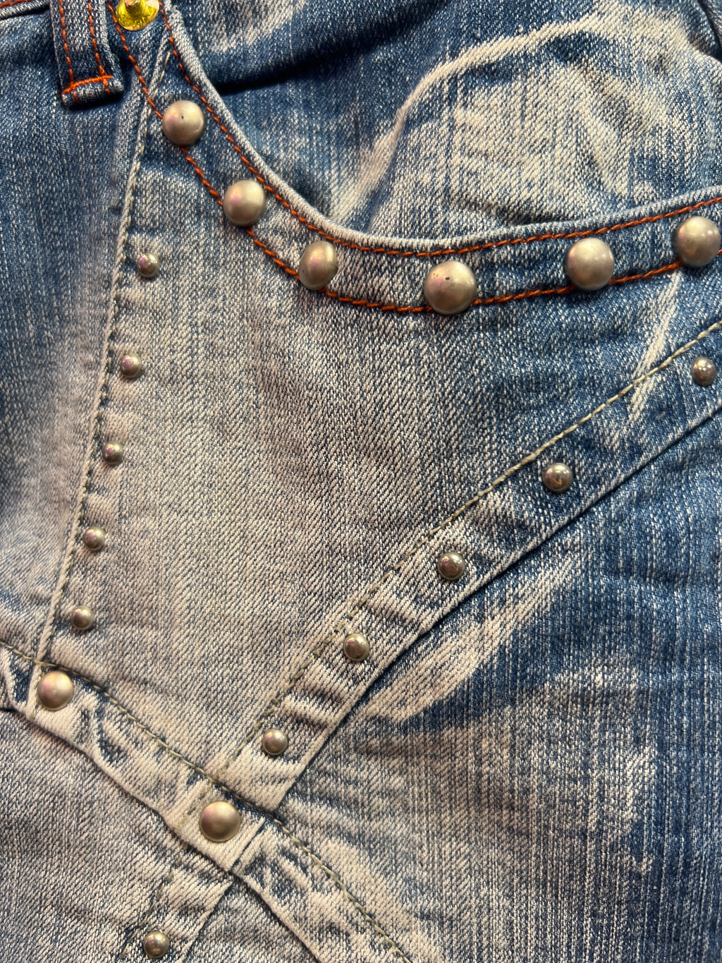 Studs Laskii skirt