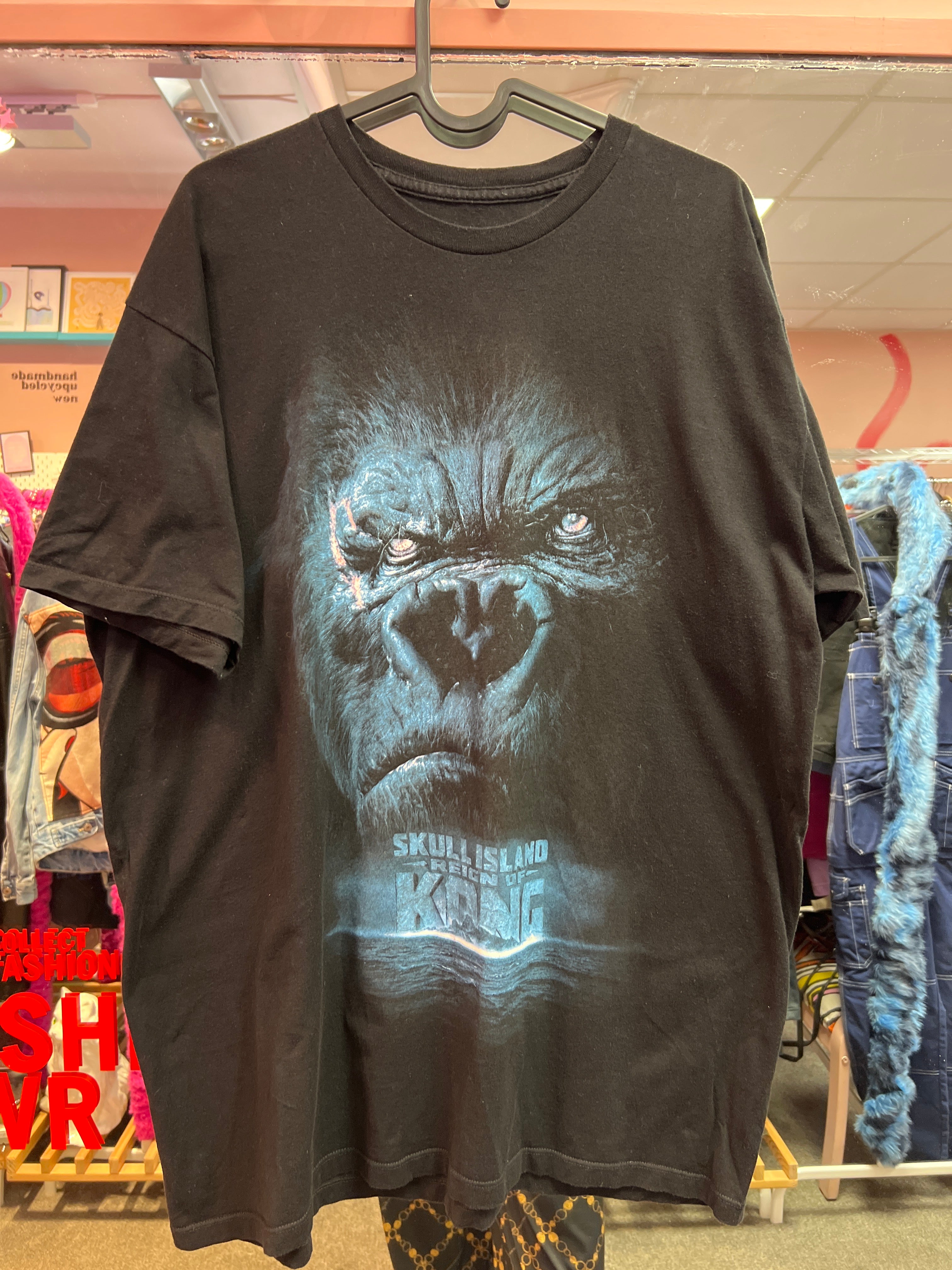 Skull Island reign of Kong T-shirt