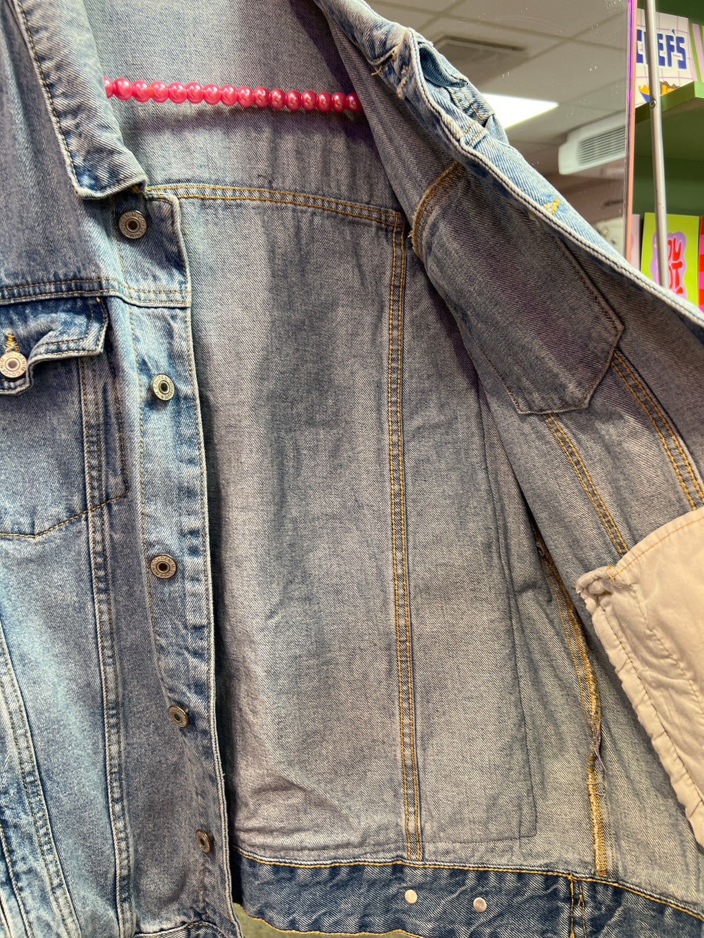 Jeans jacket back graphic