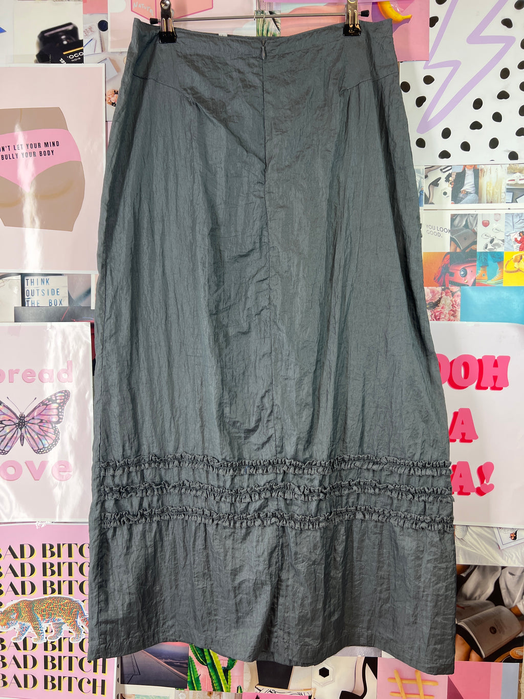 Thin grey y2k vibes skirt