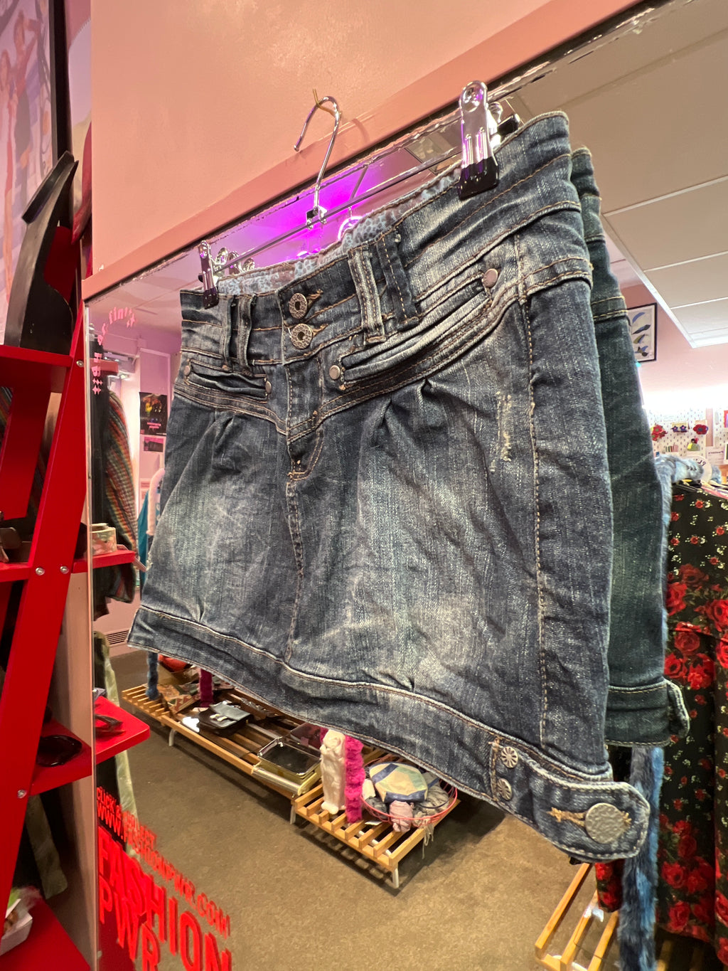 Crazy World mini skirt