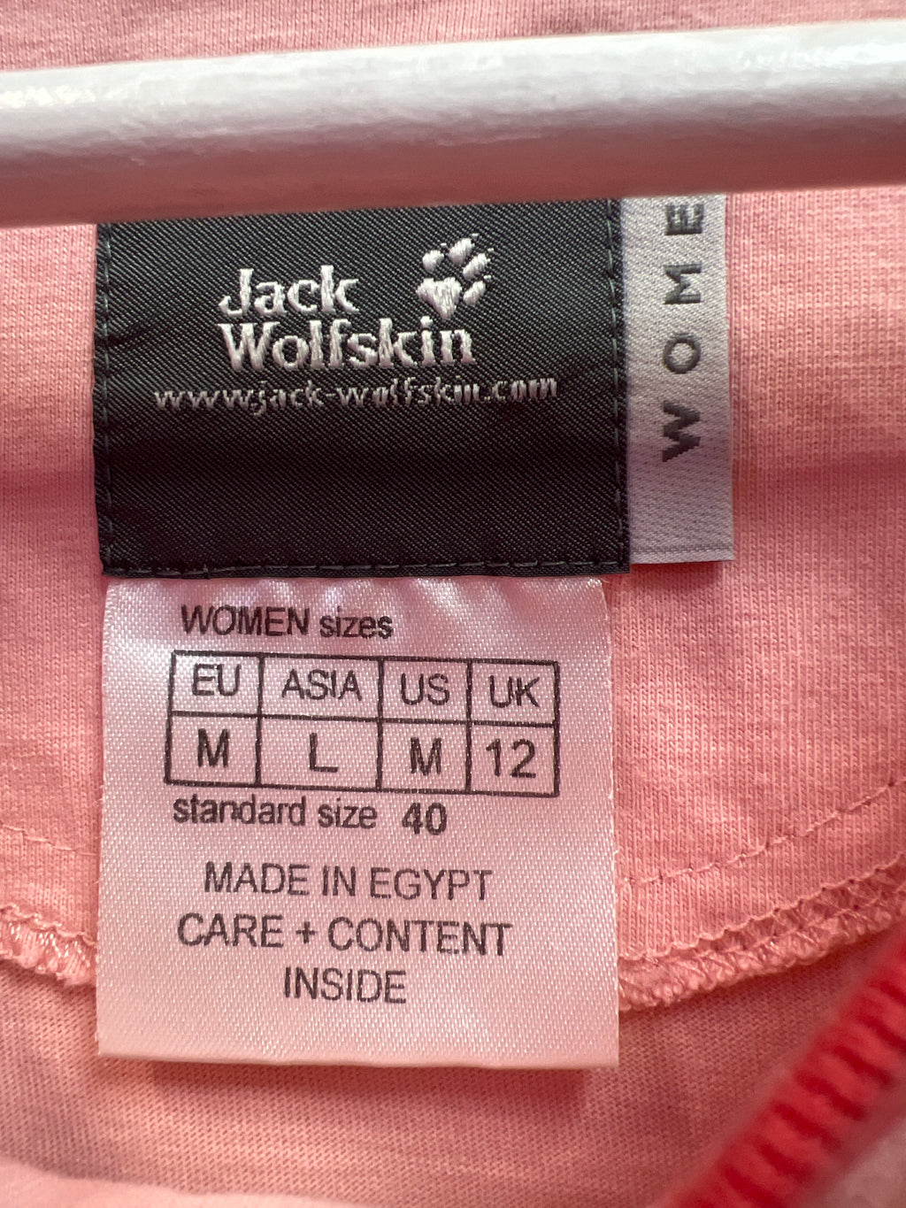 Jack Wolfskin pink T-shirt