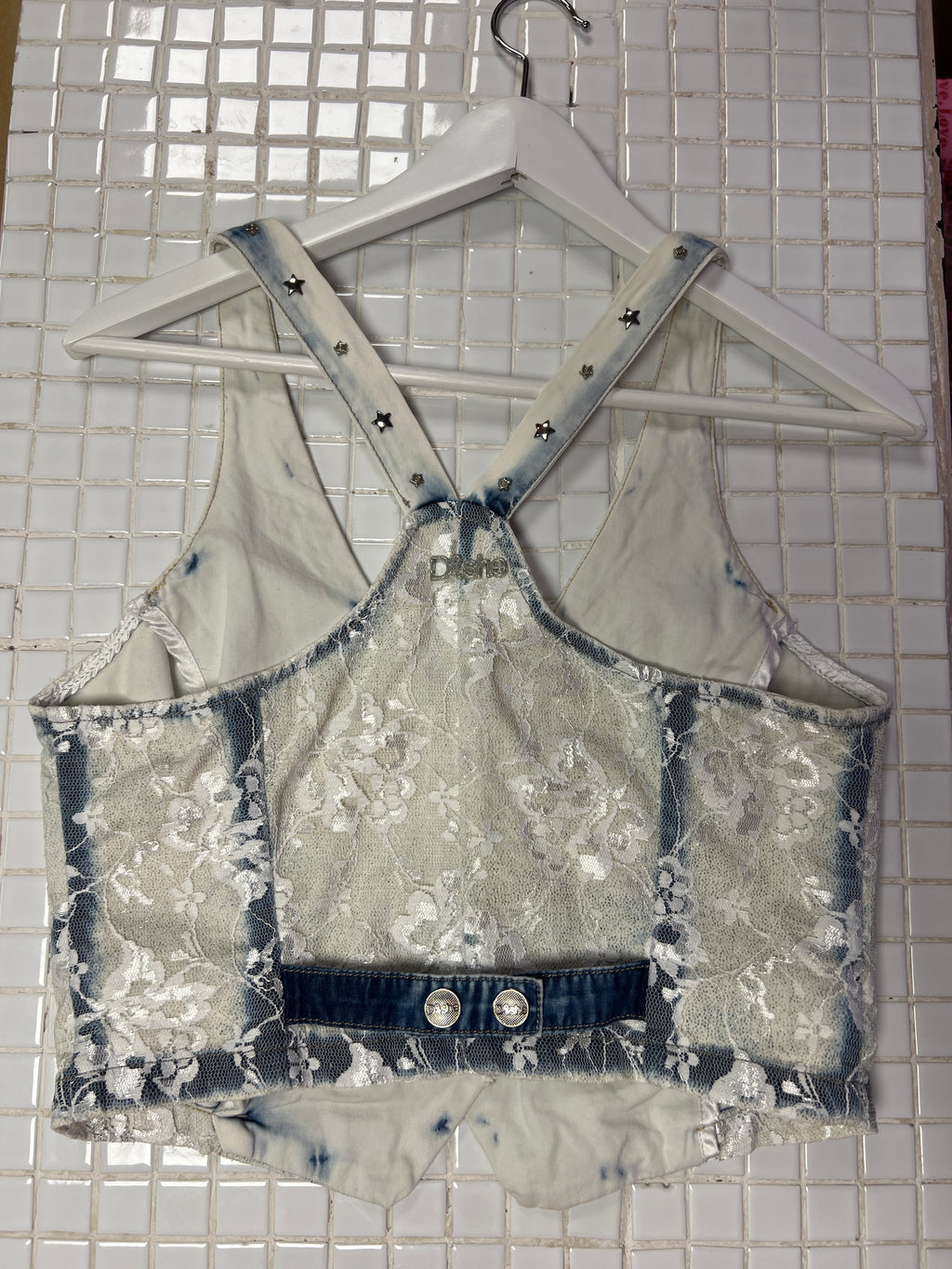 Y2K vest with lace and details