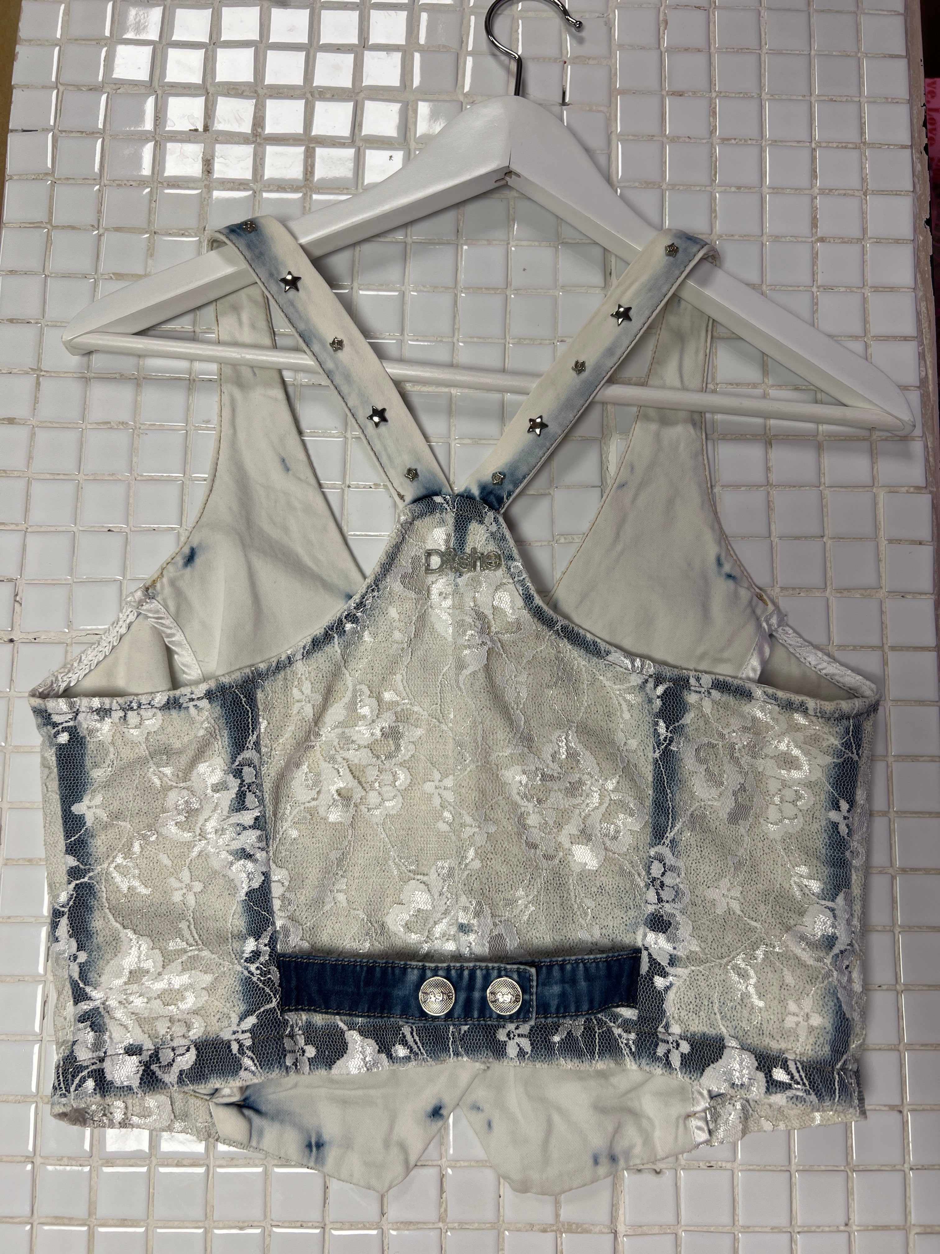 Y2K vest with lace and details