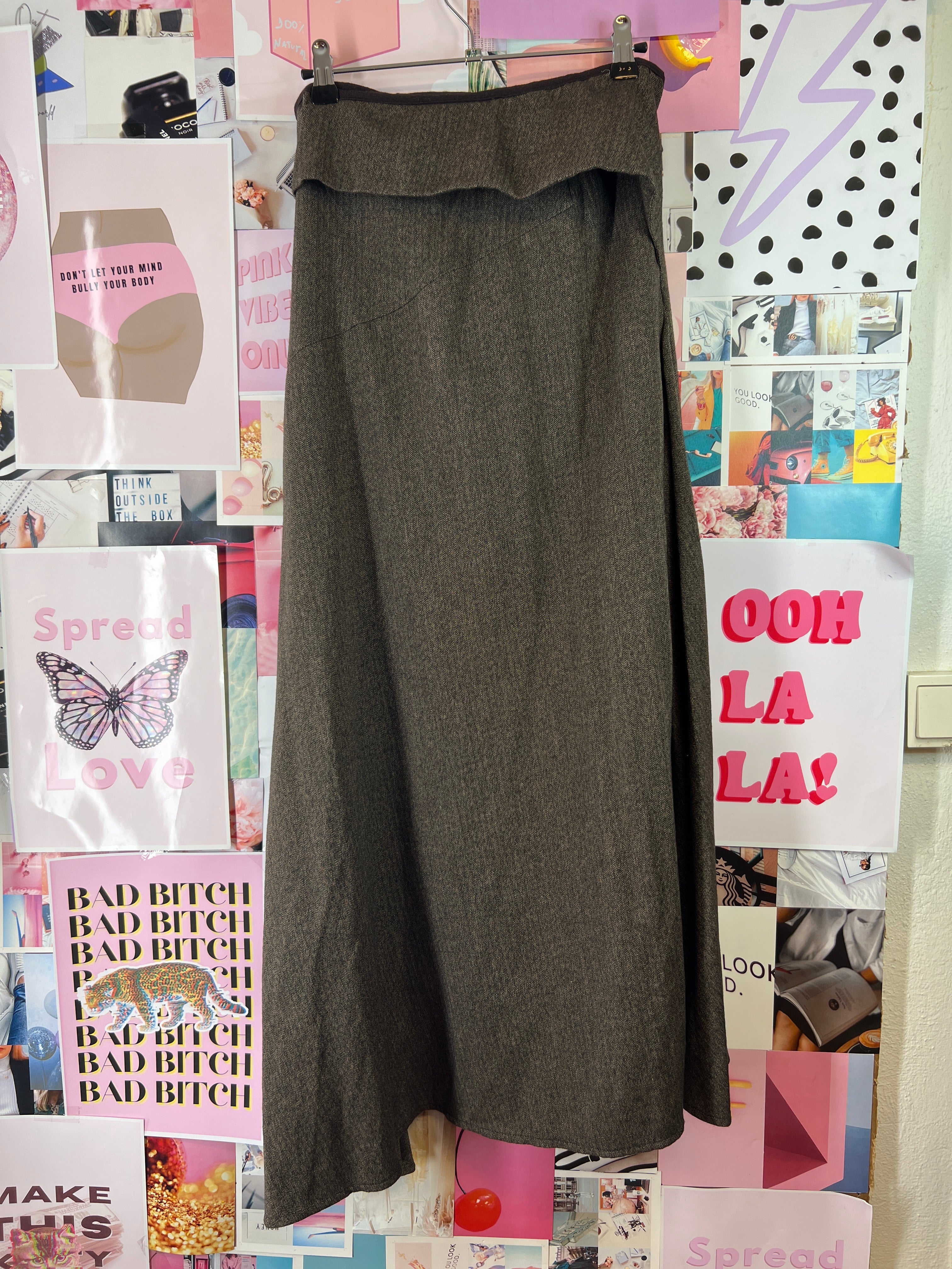 Skirt Stills