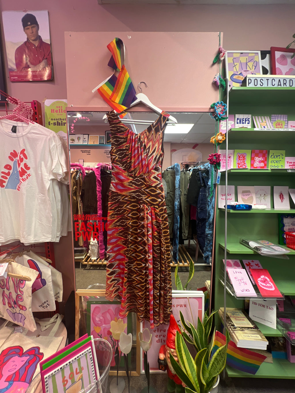 Jones wear dress