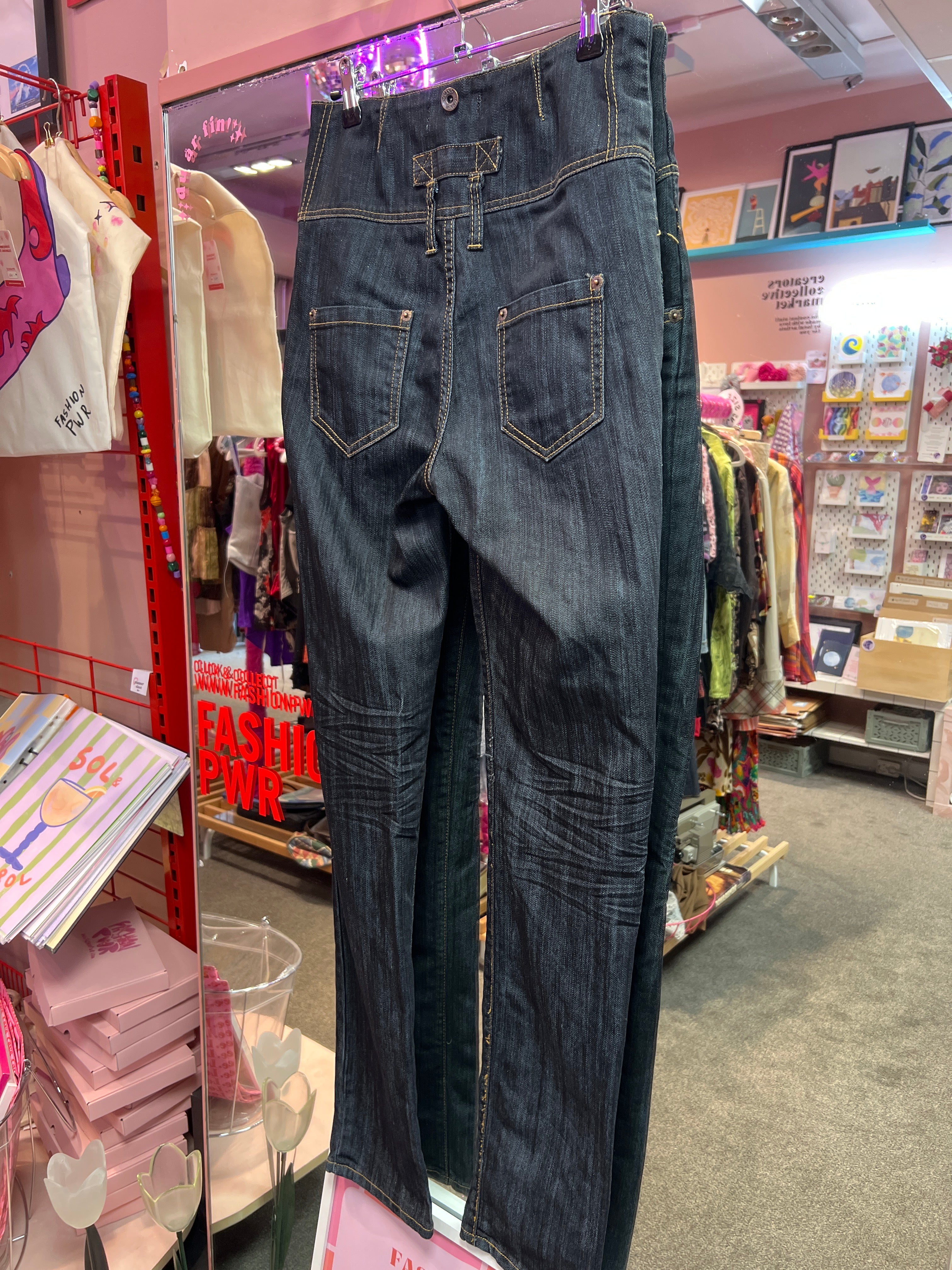 N&P Jeans