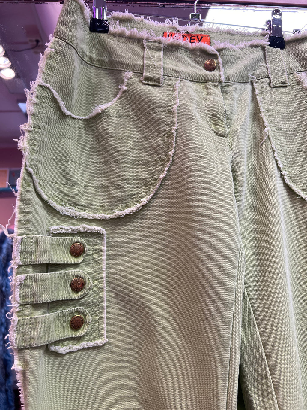 Y2K vibes mint distressed pants