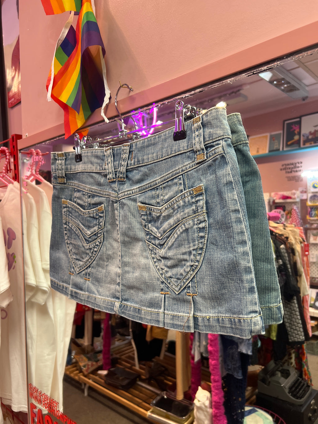 Y2k vibes skirt