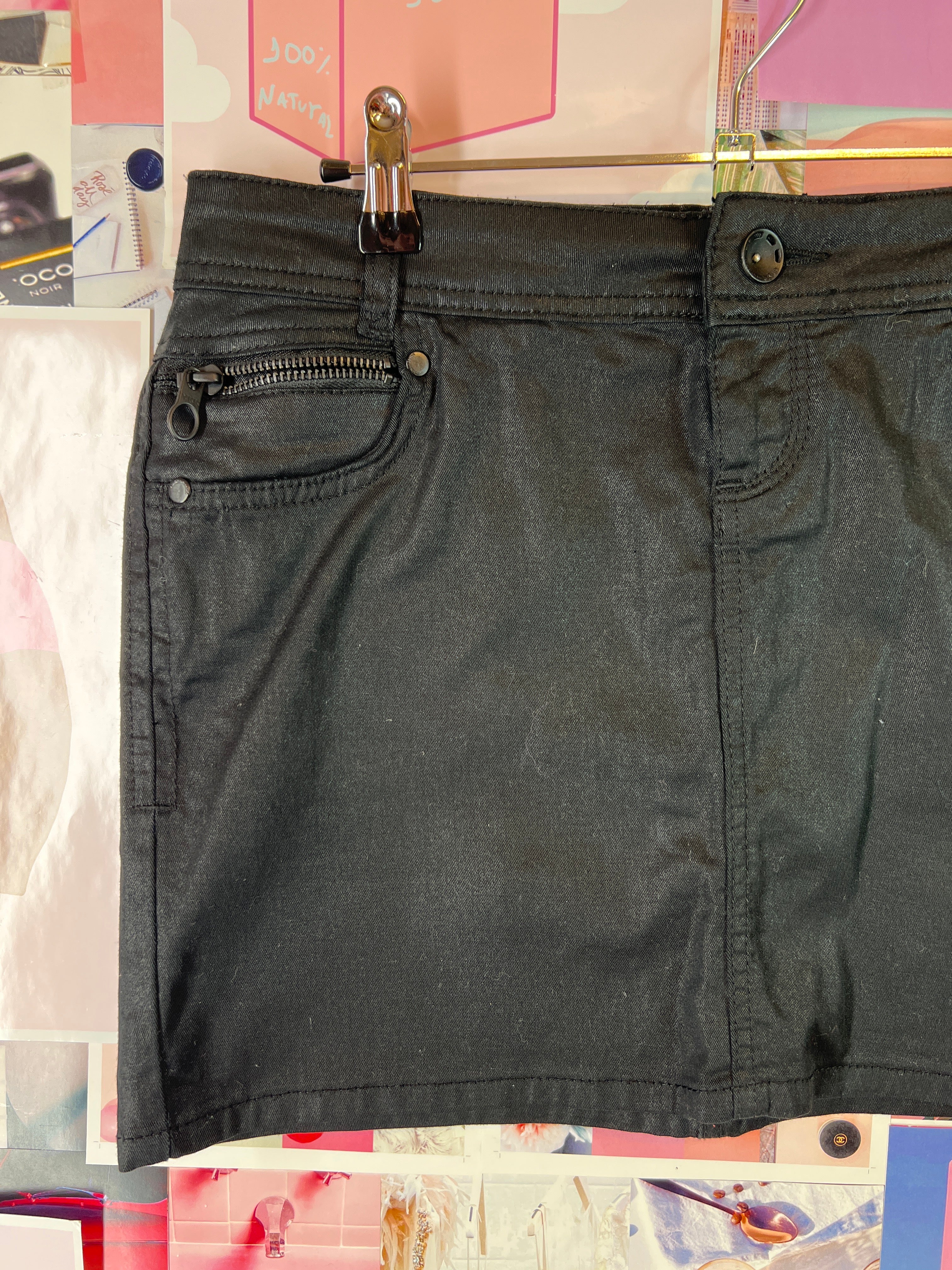 Y2K vibes skirt Toi Moi