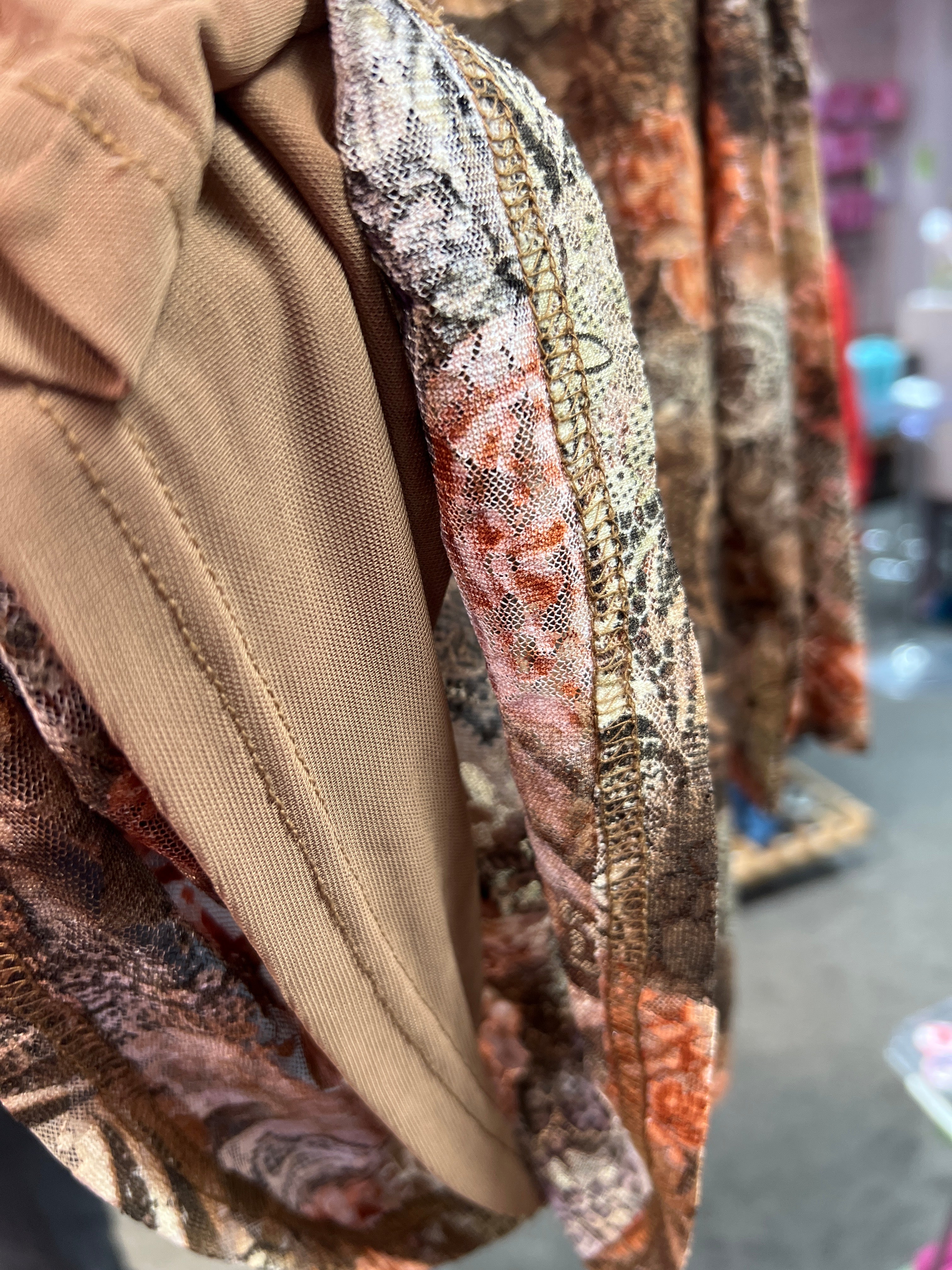 Y2K-inspirerad mönstrad brun topp 6th Sense