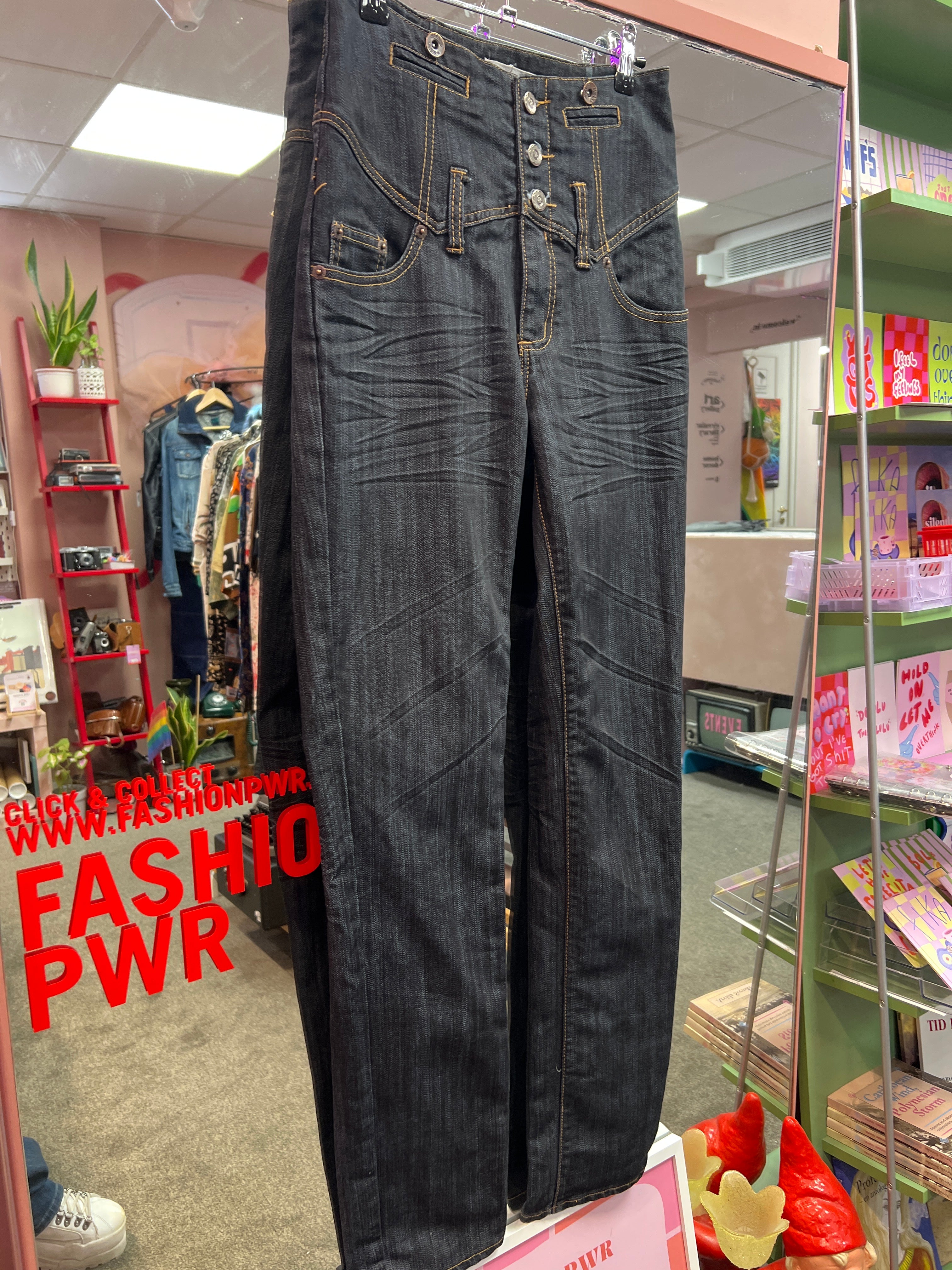 N&P Jeans