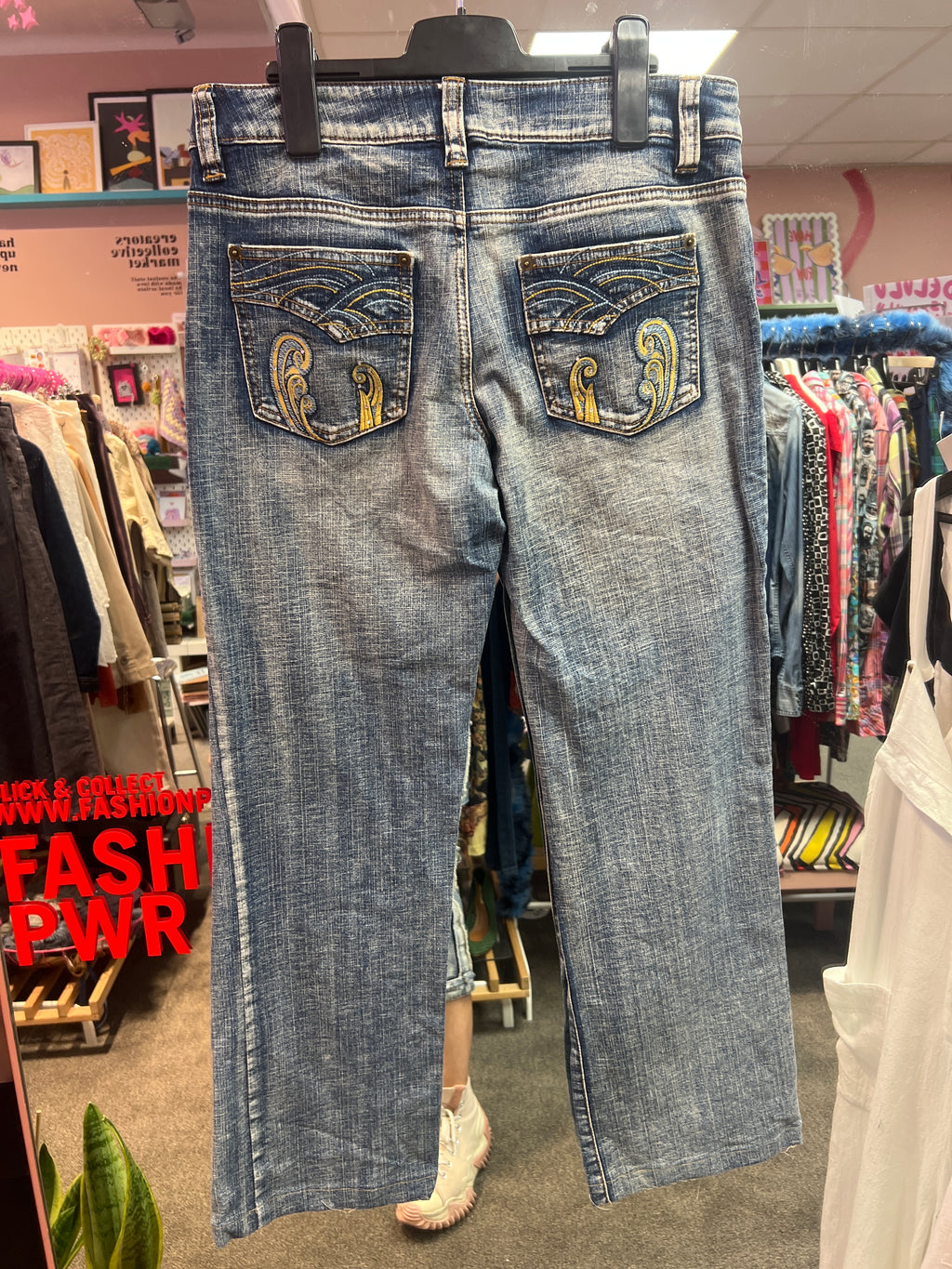 Jeans details on the back pocket