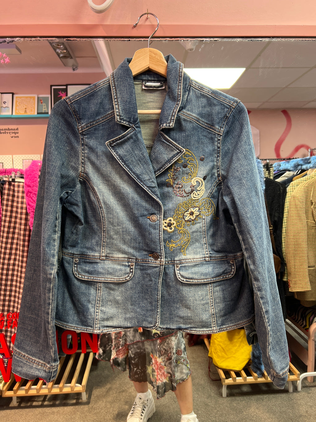 Embroidered Jeans jacket Comma