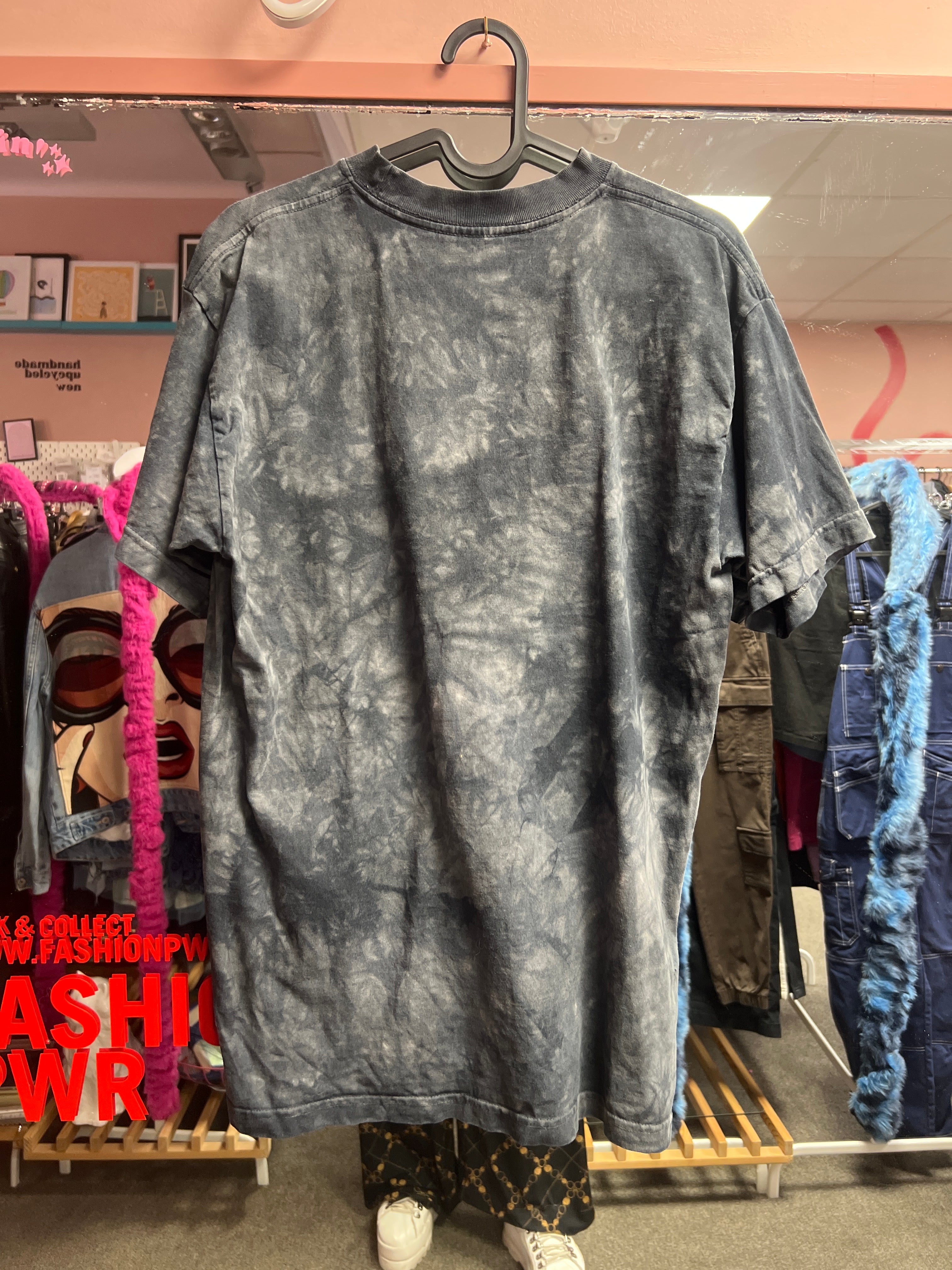 Yellow eyes dragon T-shirt
