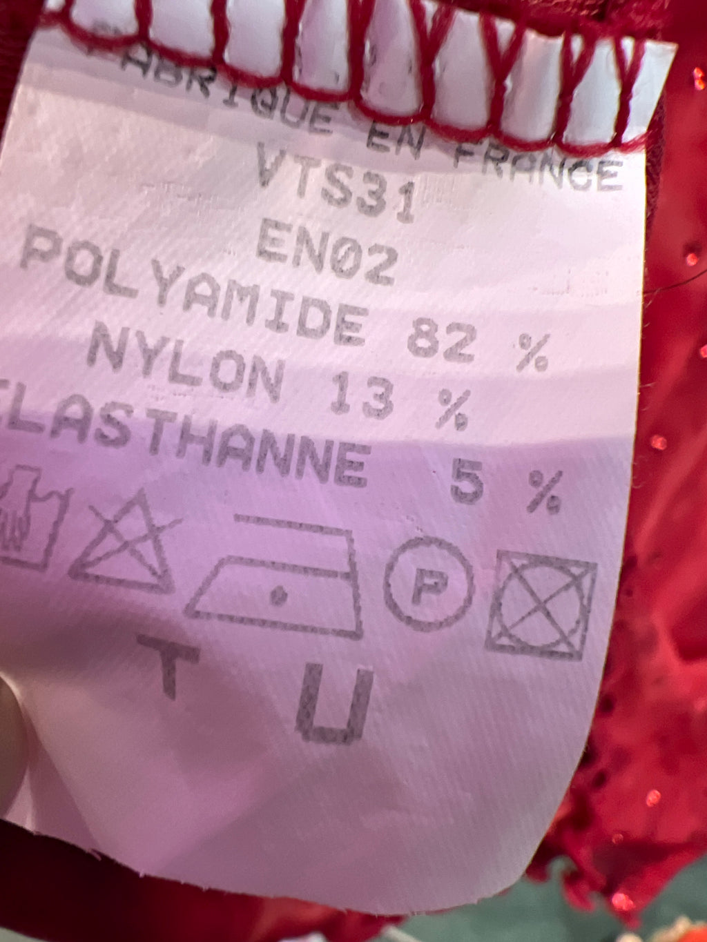 Vegas röd glittrig topp