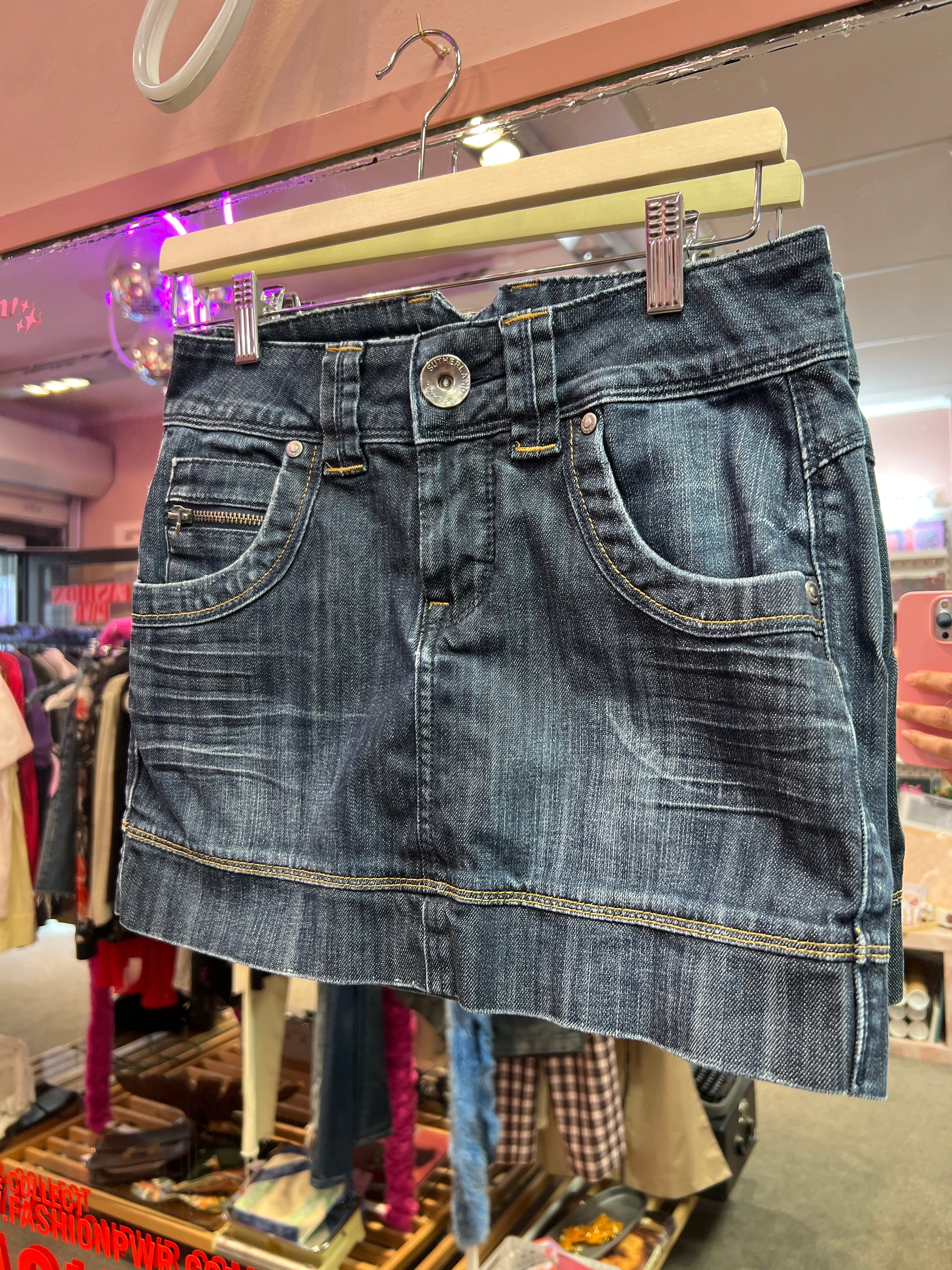 Sutherland mini skirt