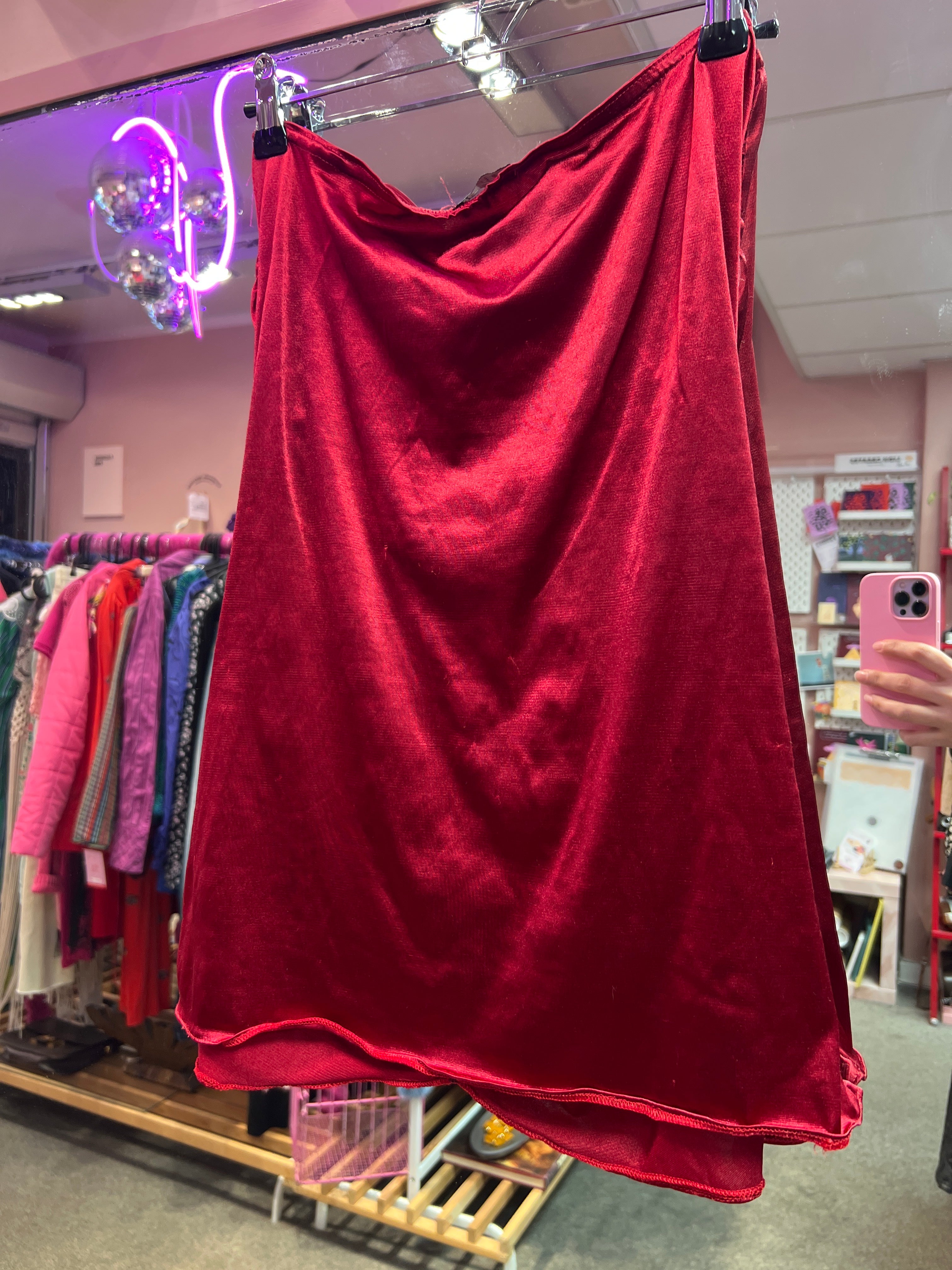 Vampire party red wine top Belle Paris