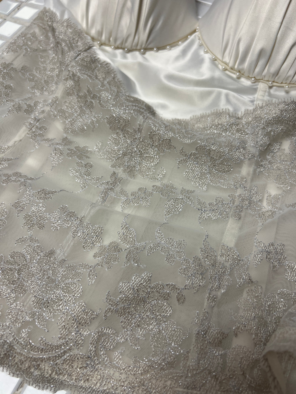 Lovable sexy bride corset