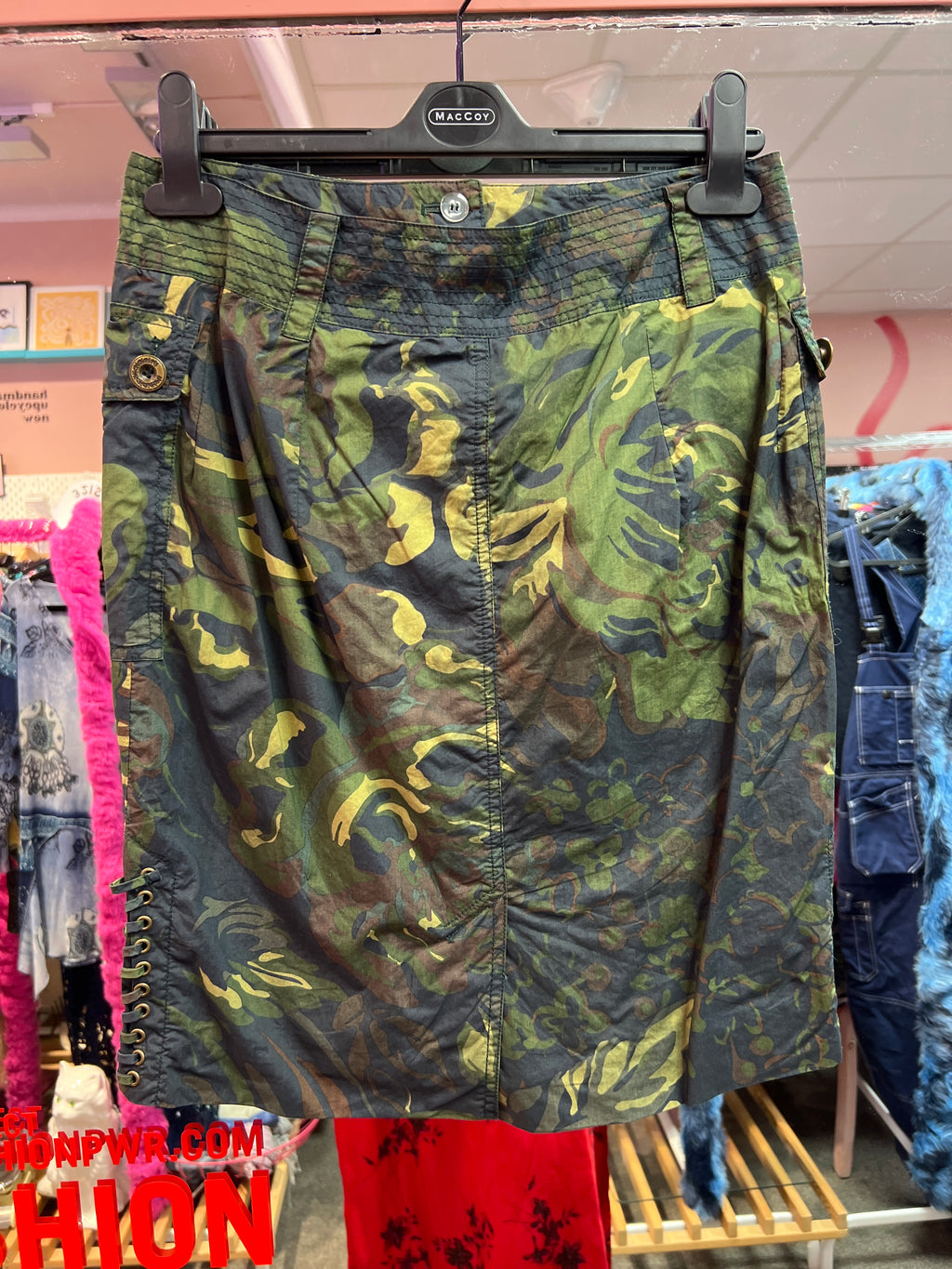 Ambiente camouflaged skirt