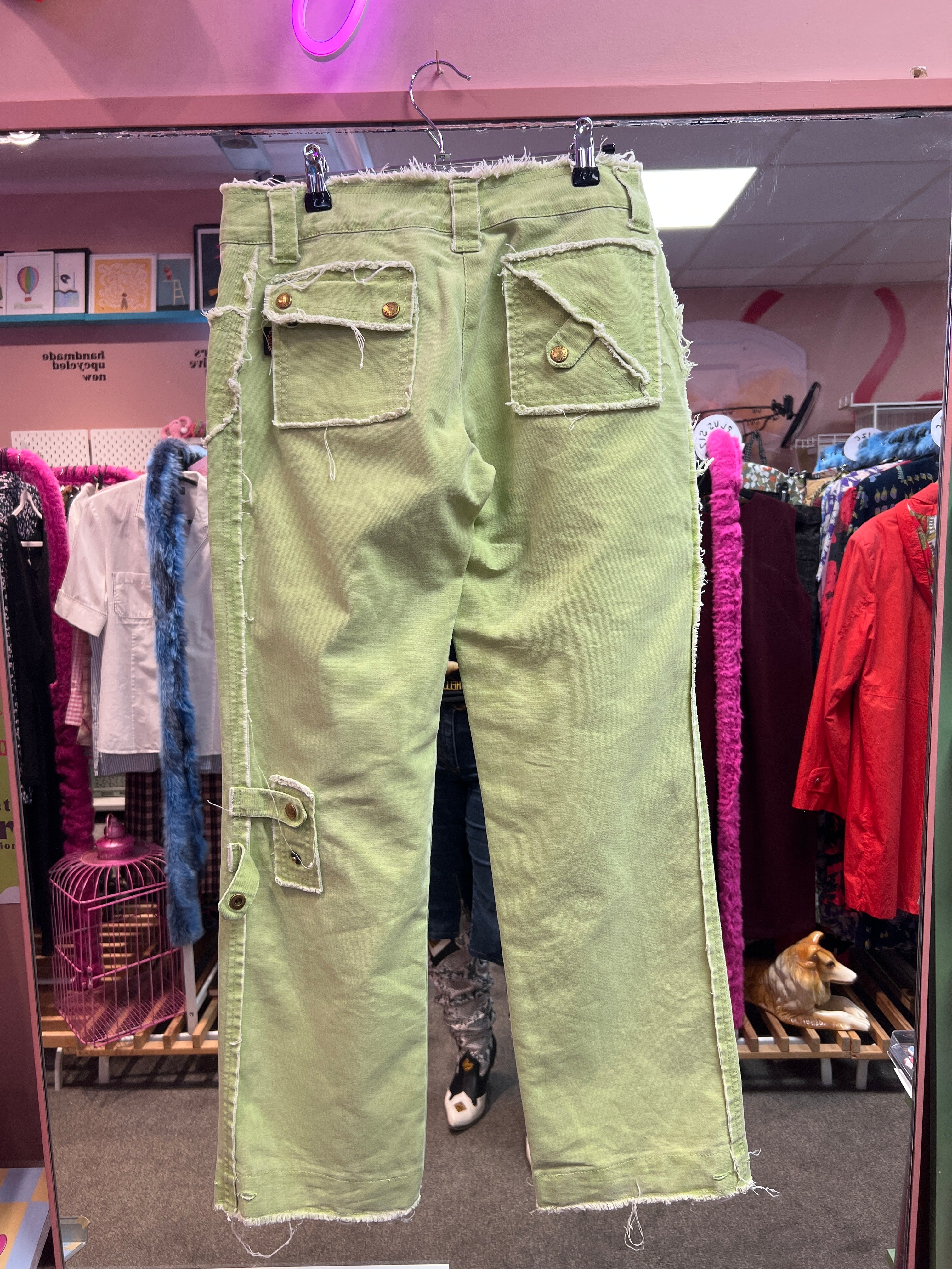 Y2K vibes mint distressed pants