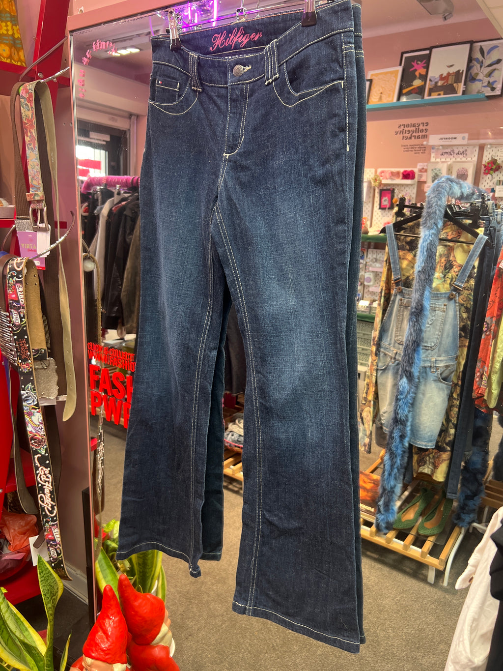 Y2K vibes Hilfiger Jeans