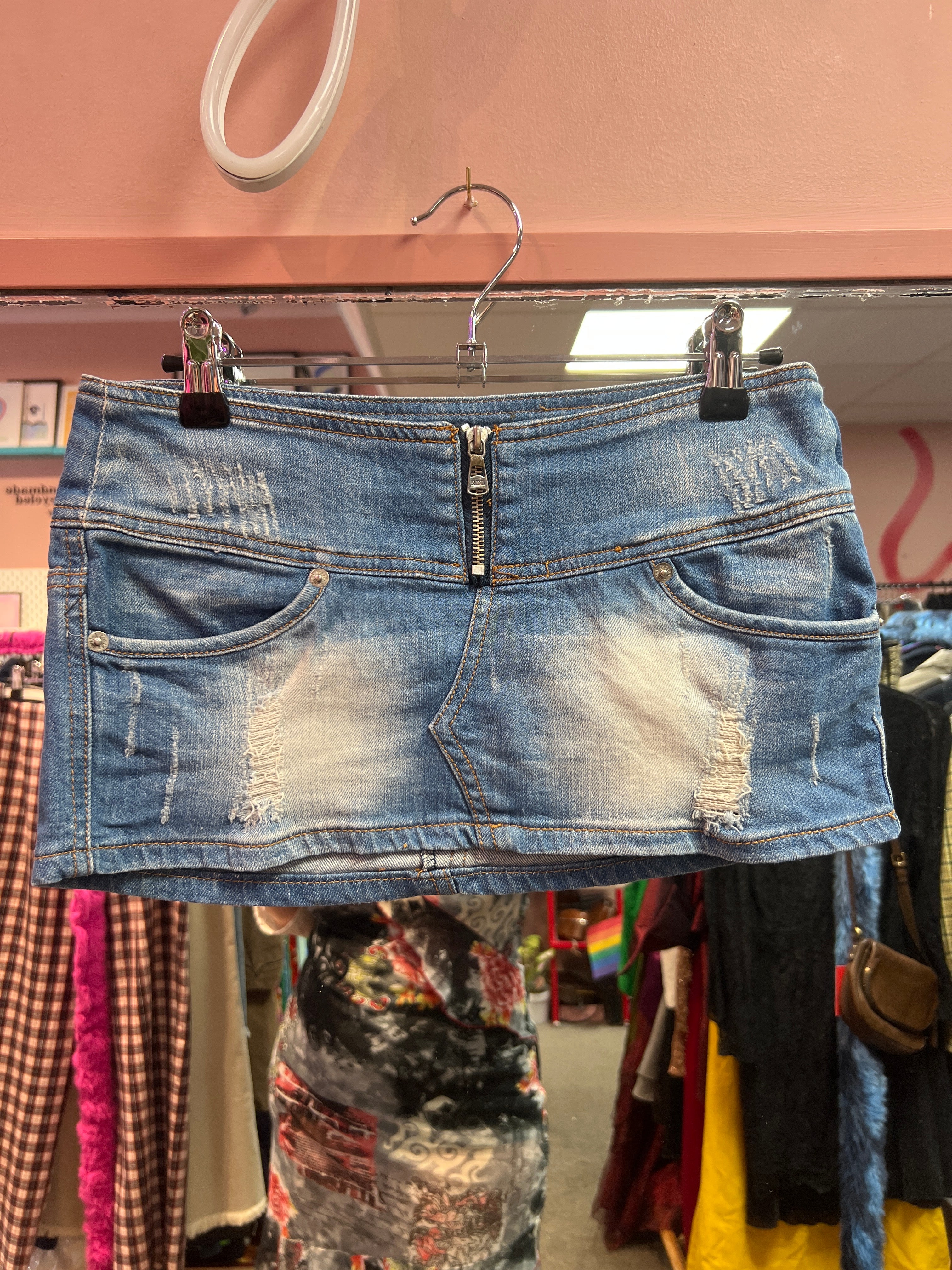 Mini mini jeans skirt