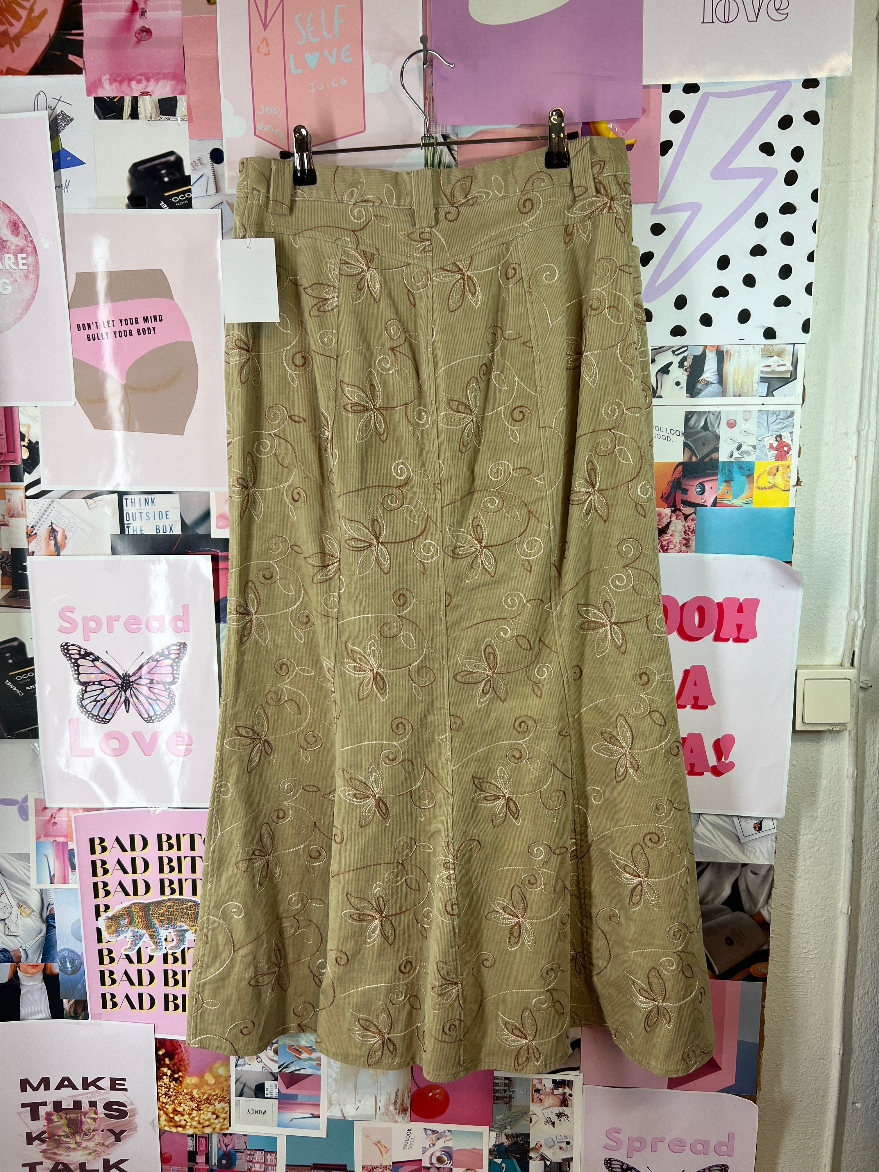 Fairy vibes corduroy skirt