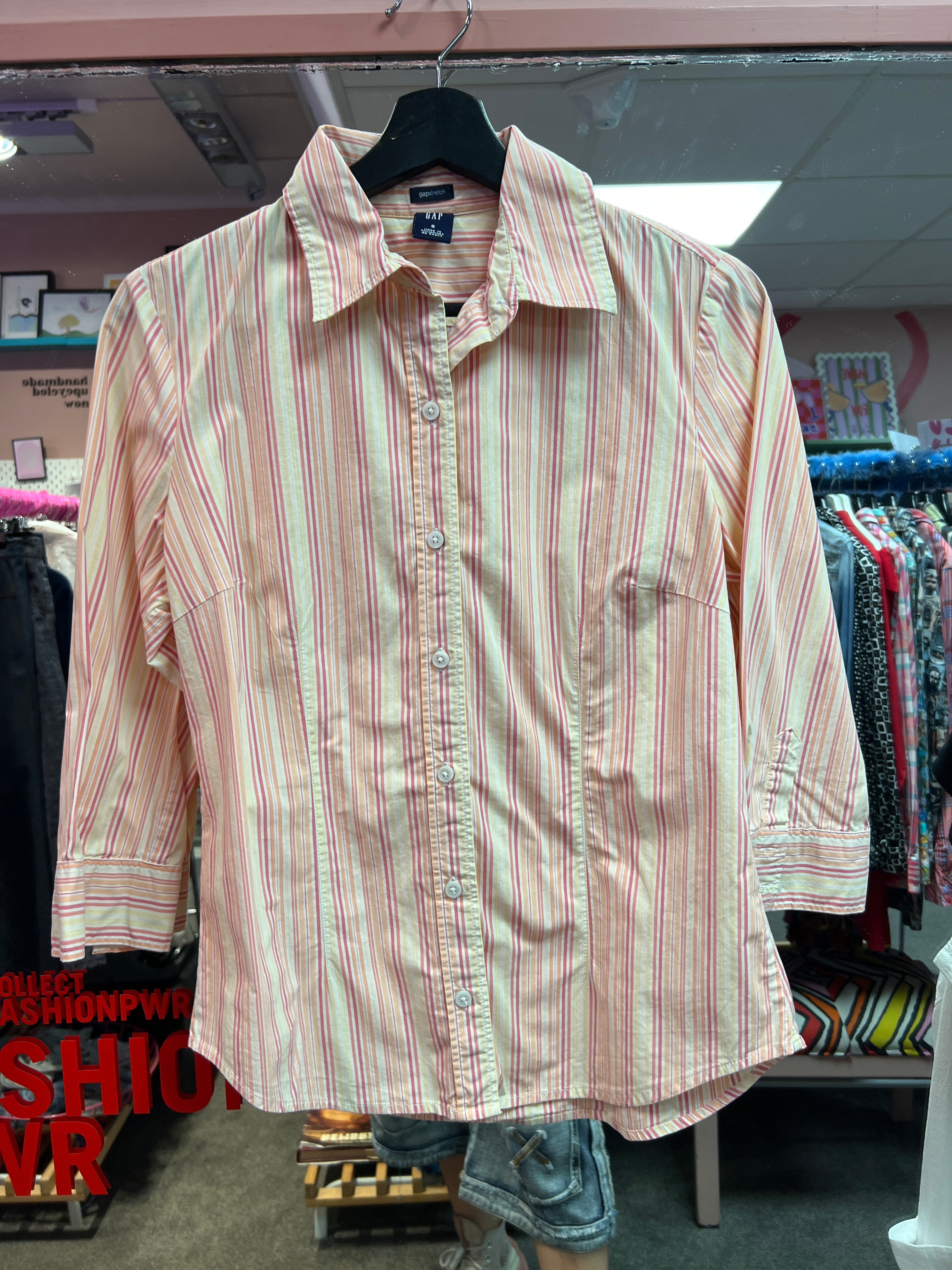 GAP shirt