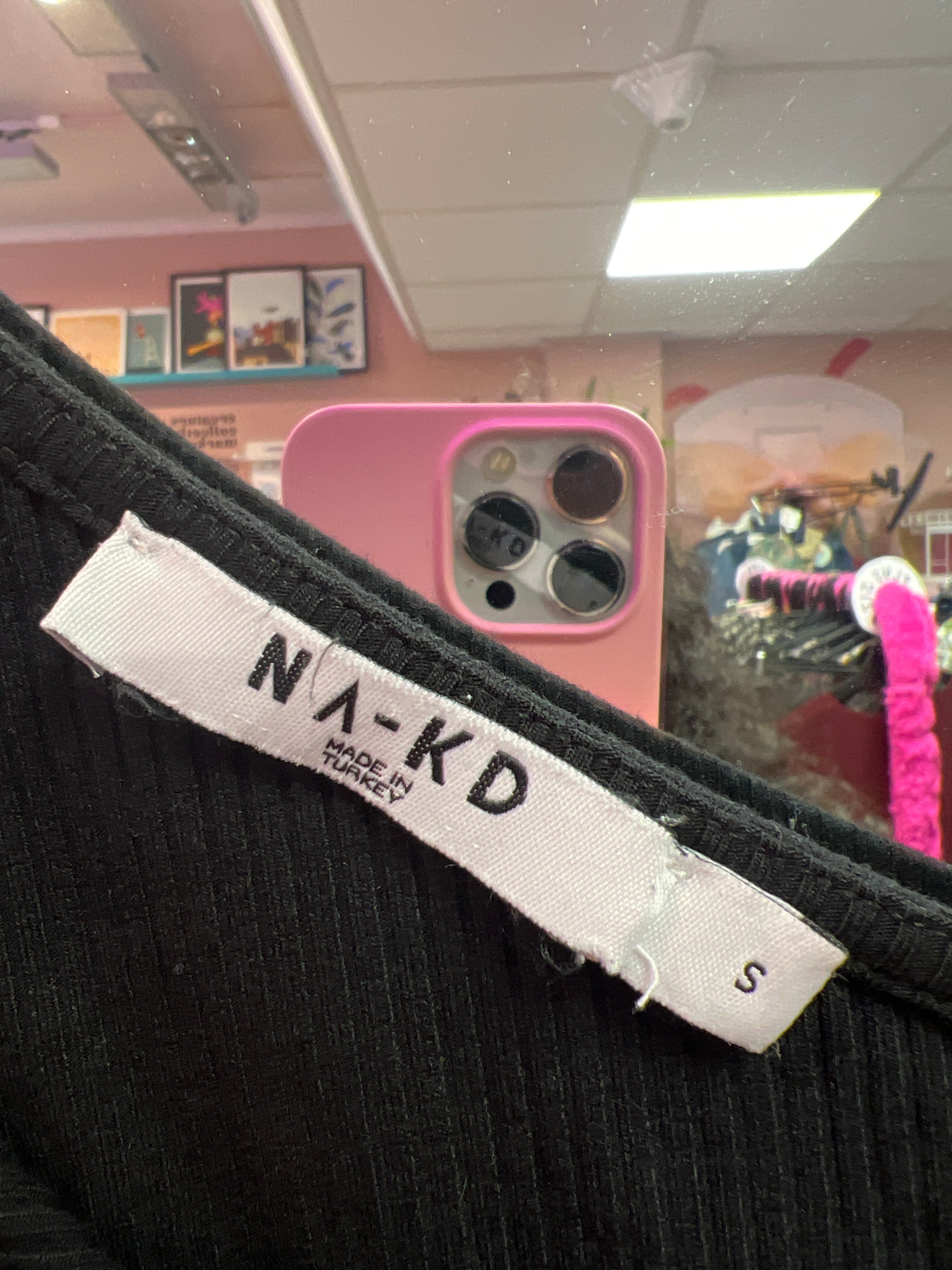 Svart croptop från NAKD