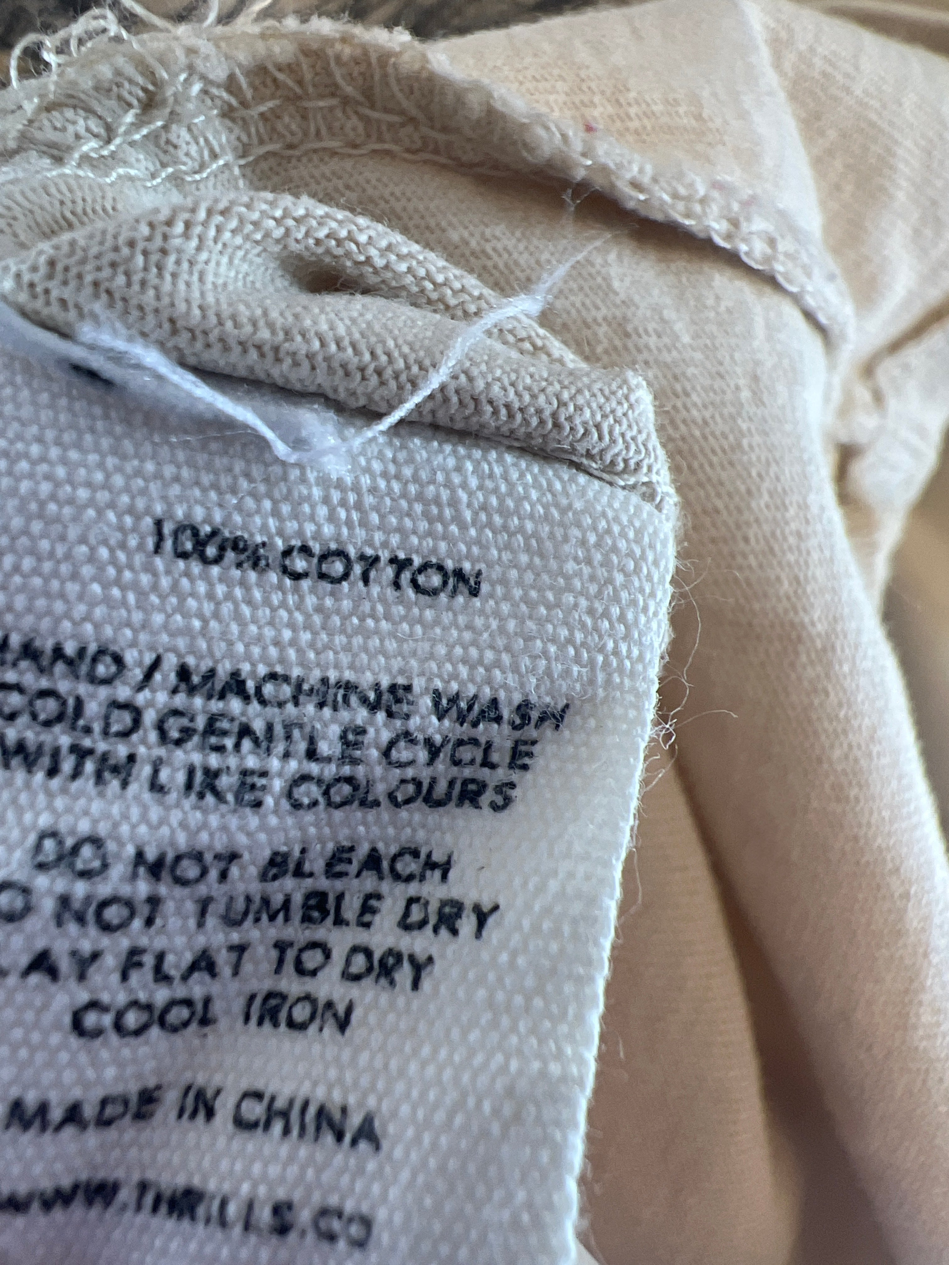 Oversized "Thrills Company" T-shirt